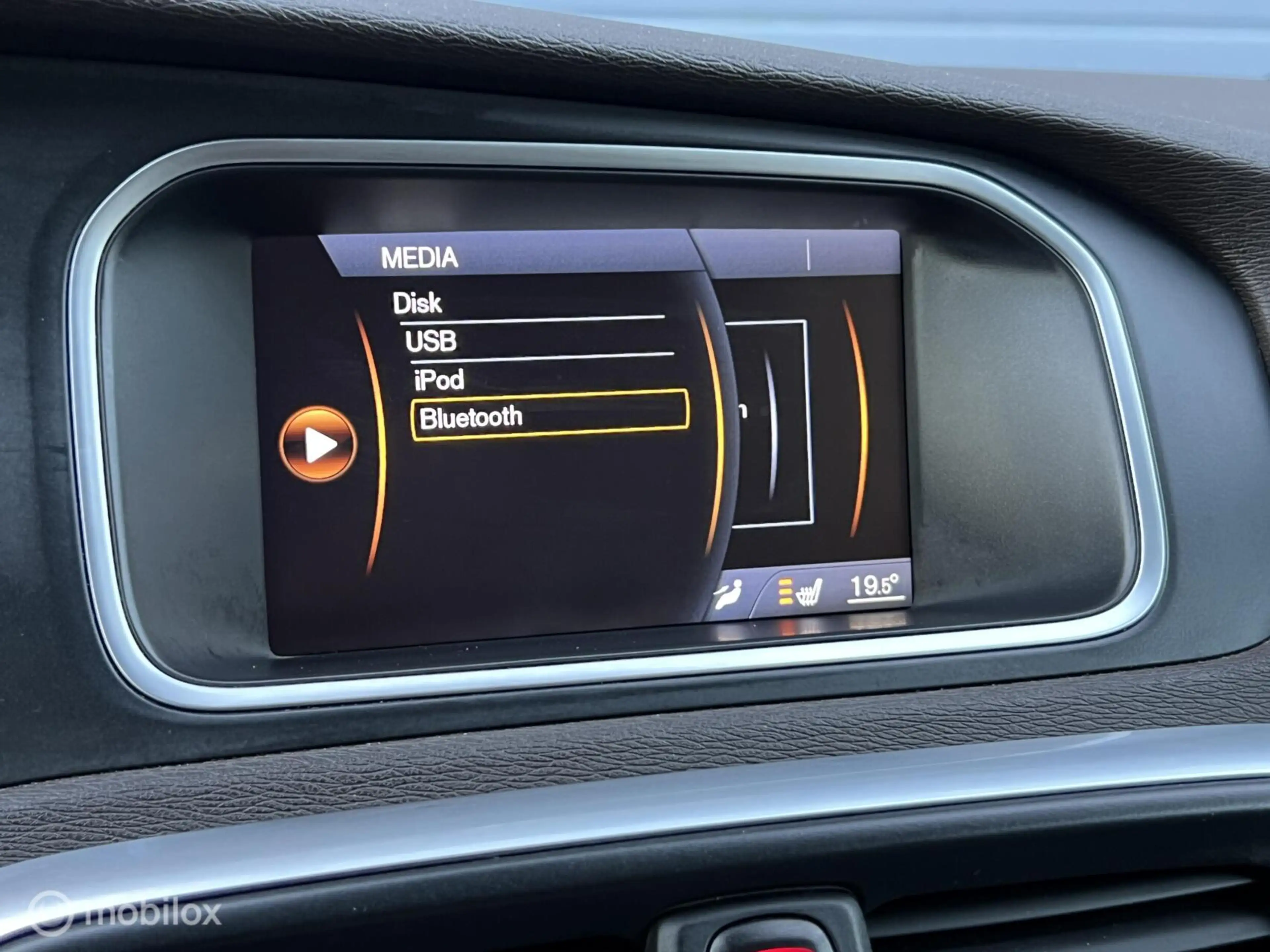 Volvo V40 Cross Country 2.5 T5 AWD Summum / 255 PK / LUXE / BLIS! — photo 28