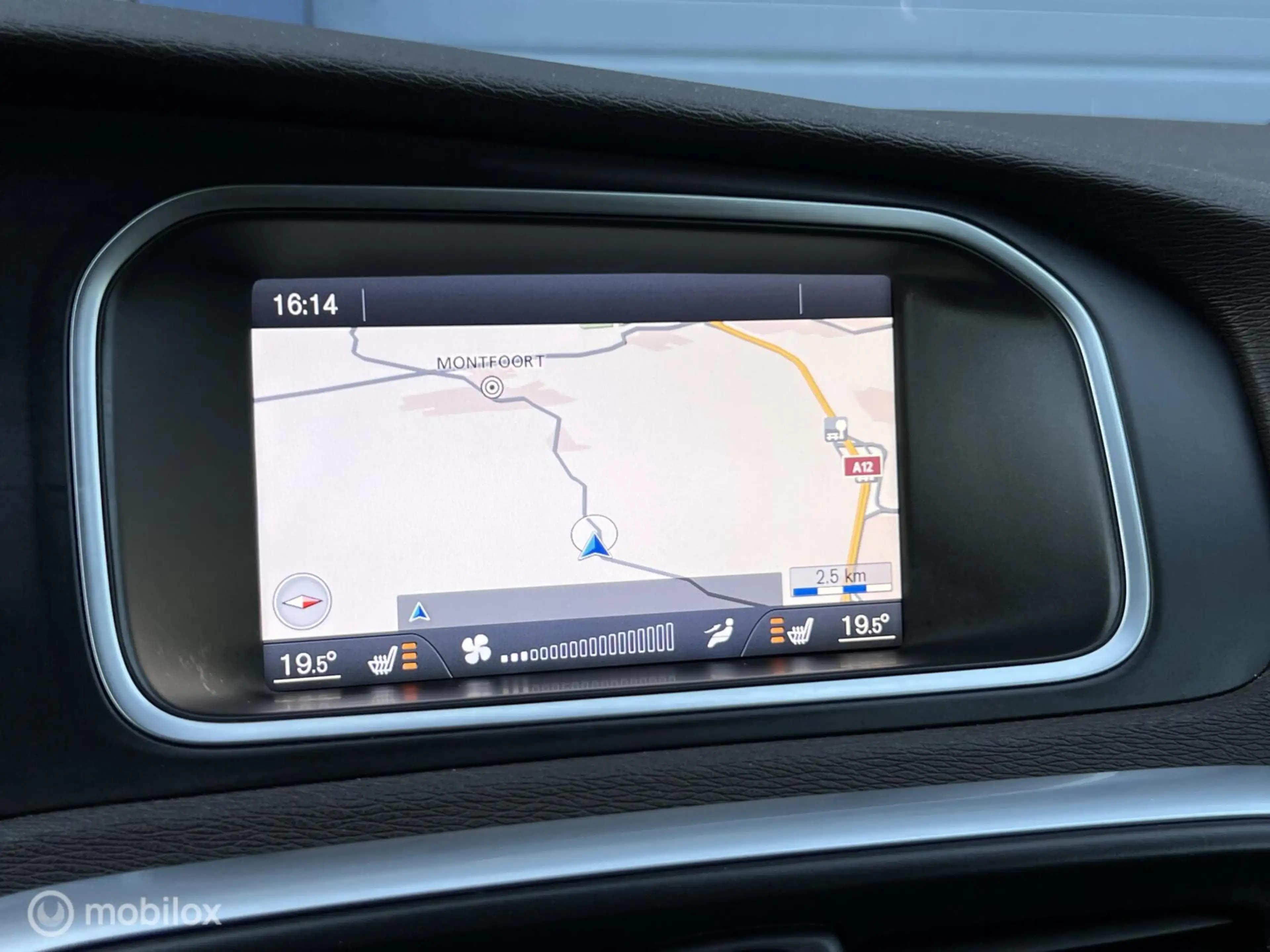 Volvo V40 Cross Country 2.5 T5 AWD Summum / 255 PK / LUXE / BLIS! — photo 26