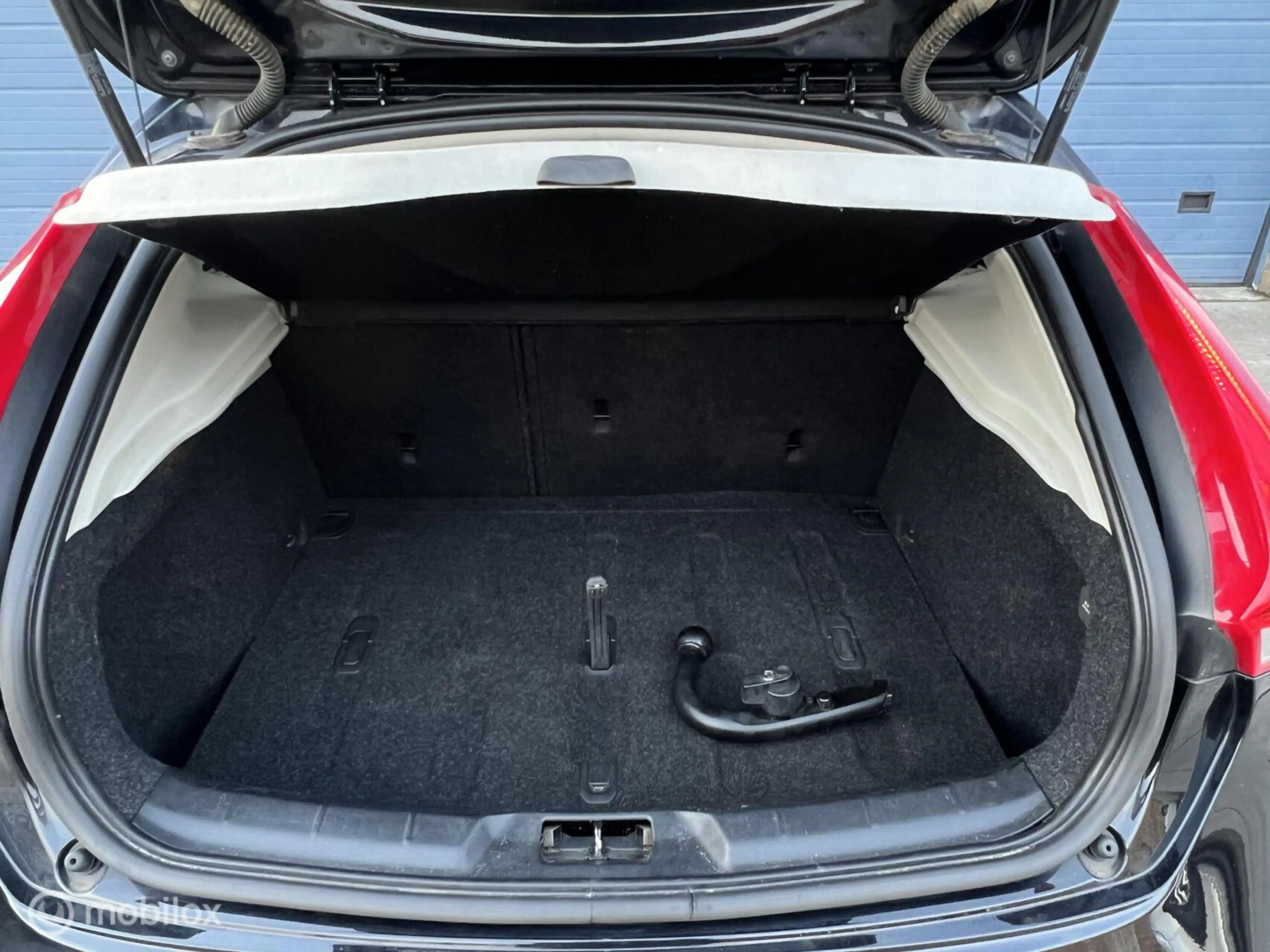 Volvo V40 Cross Country 2.5 T5 AWD Summum / 255 PK / LUXE / BLIS! — photo 34