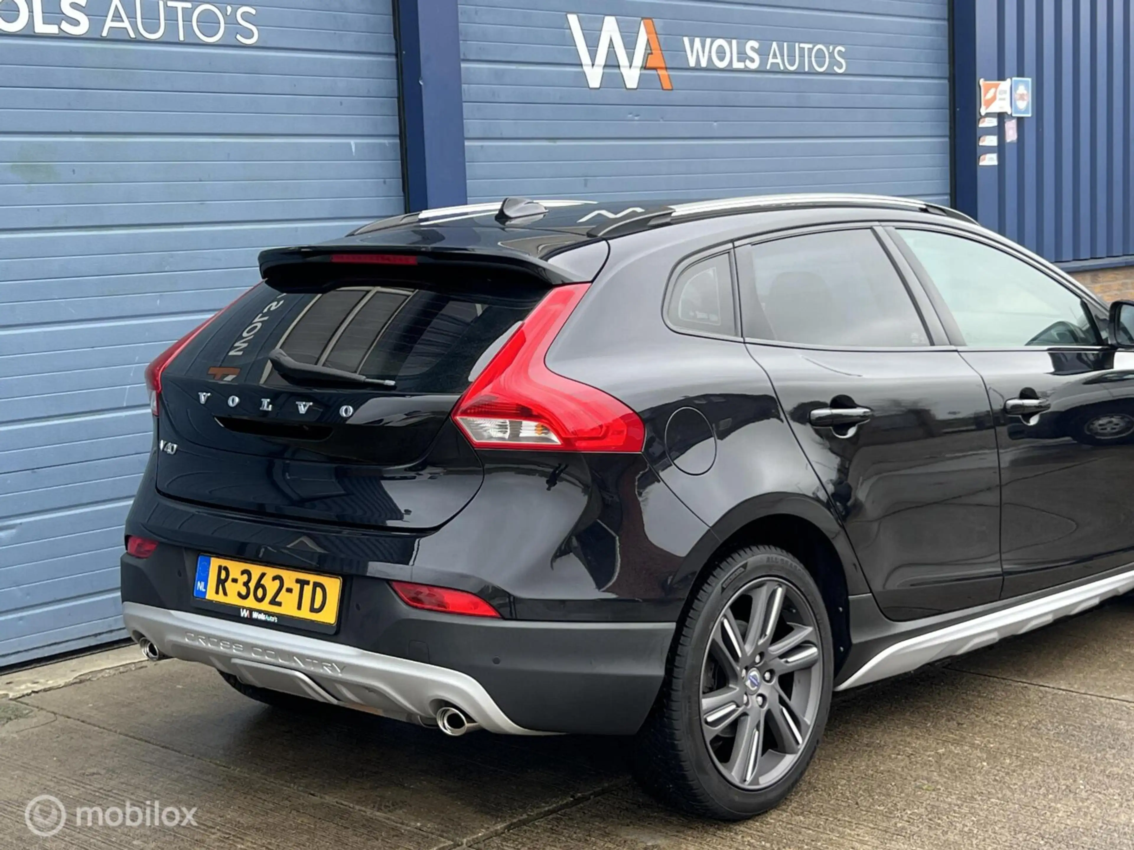 Volvo V40 Cross Country 2.5 T5 AWD Summum / 255 PK / LUXE / BLIS! — photo 38
