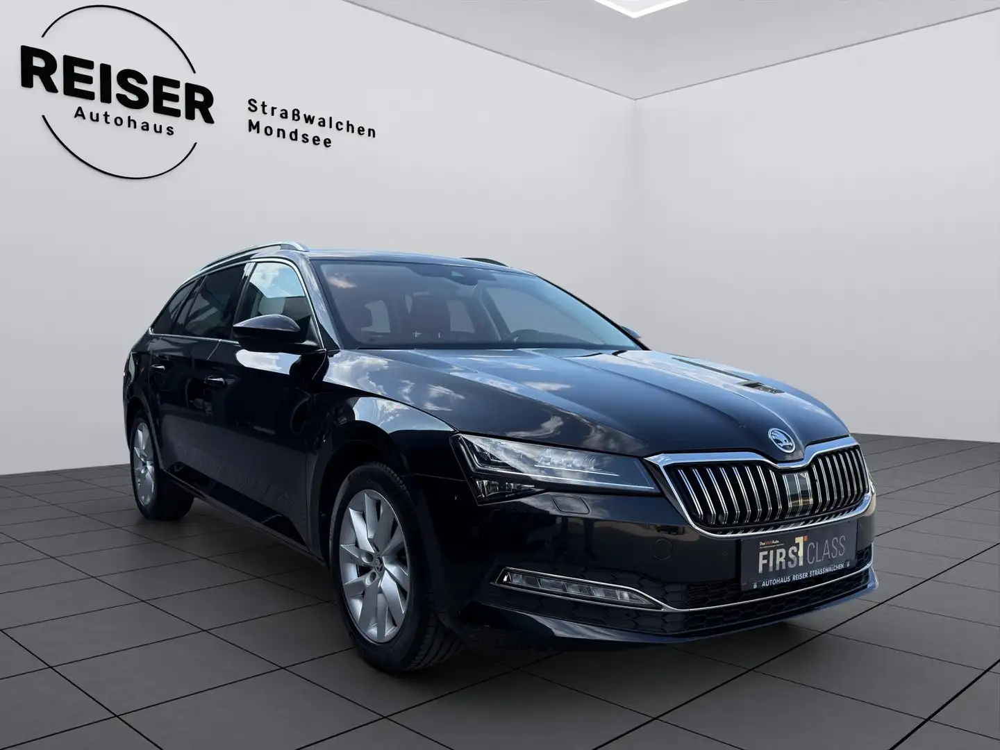 Skoda Superb Style TDI DSG Schwarz - 2