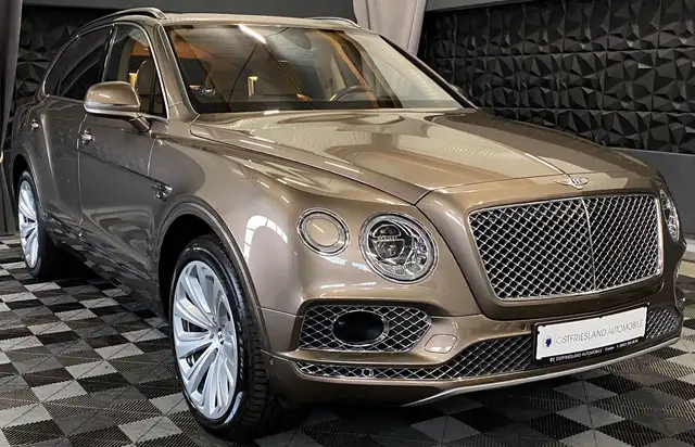 Bentley Bentayga 6.0 W12 4WD First Edition Autom. 1 Hand