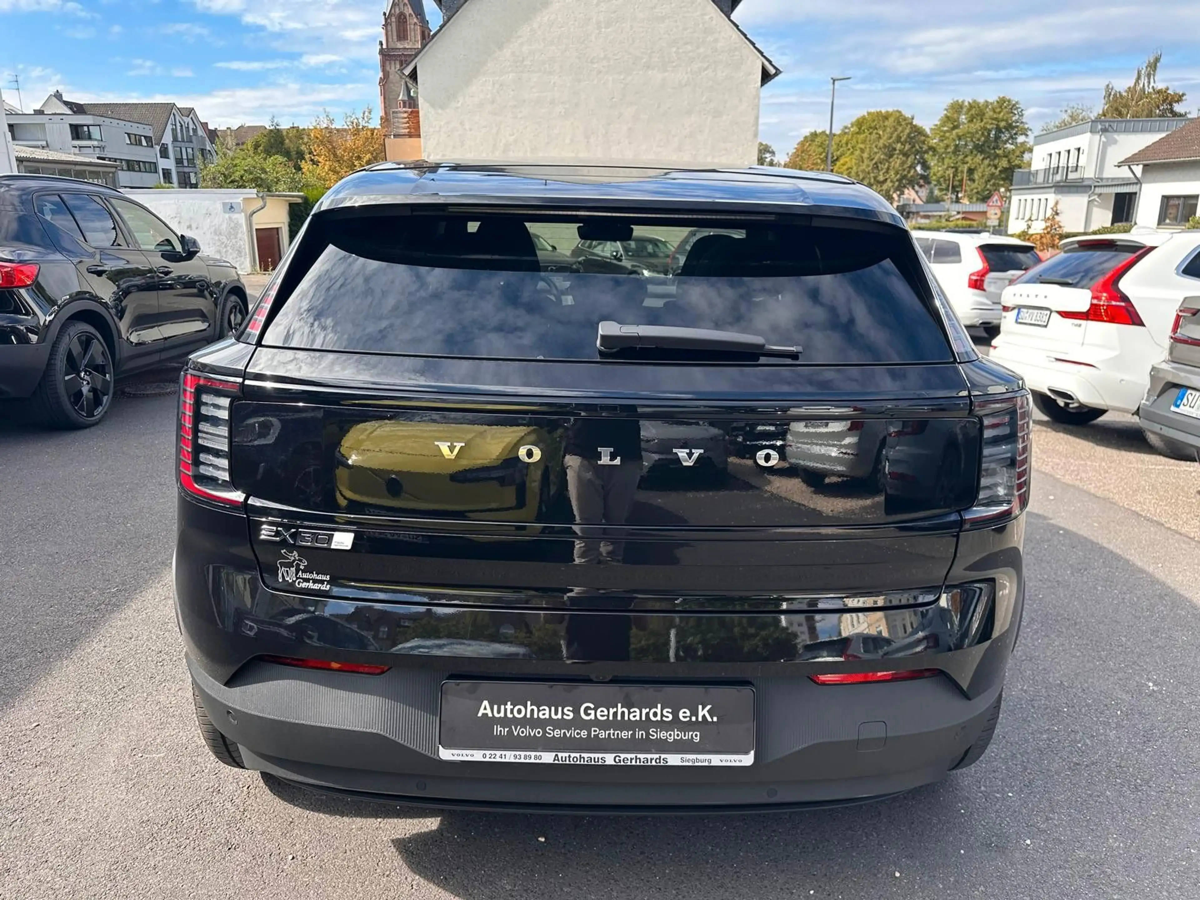 Volvo EX30 Twin Performance,Pano,360°,WP,ACC,BLIS — photo 8