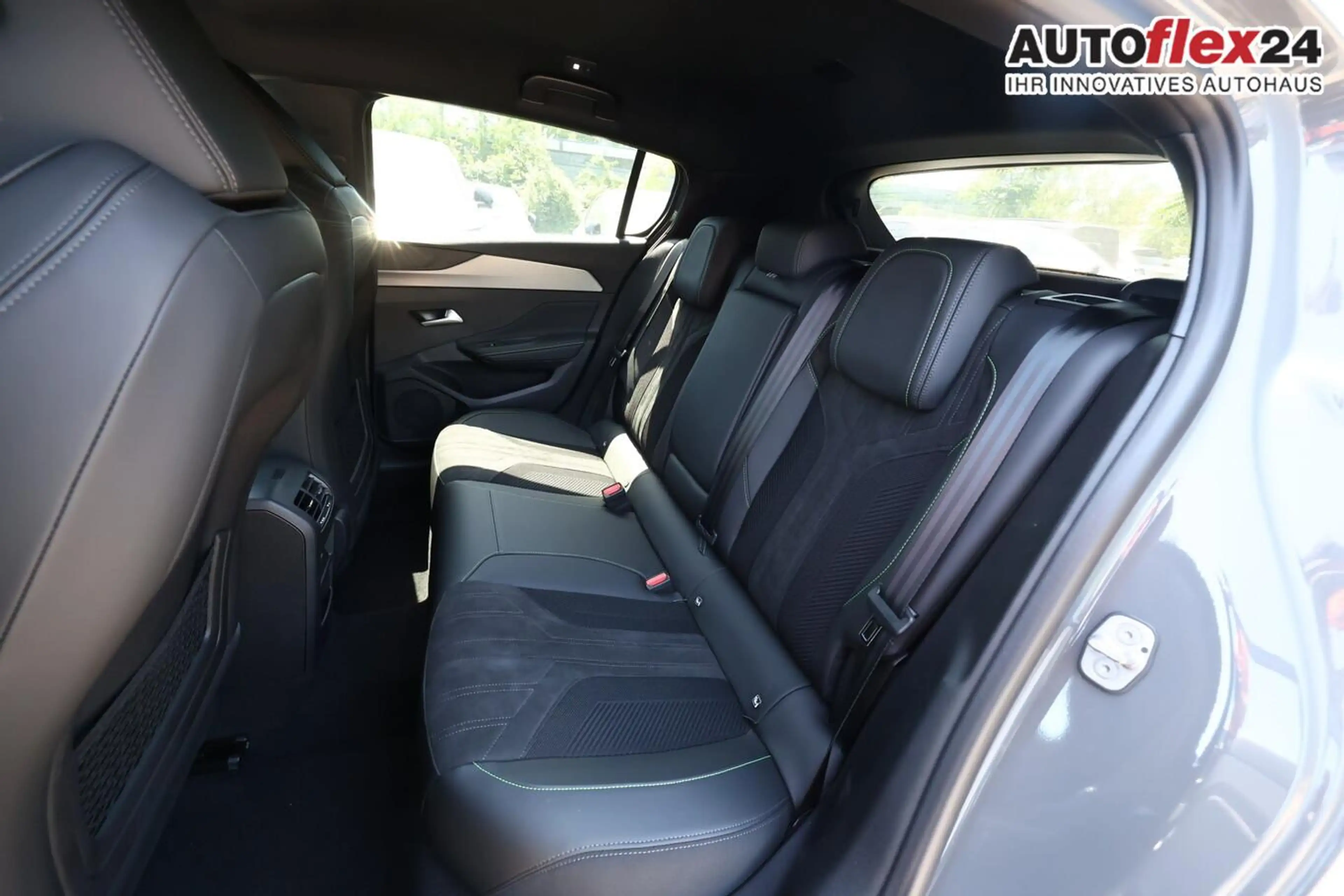 Peugeot 308 Hybrid GT Excl. MY26 360° RCTA Massage SHZ 100 ... — photo 9