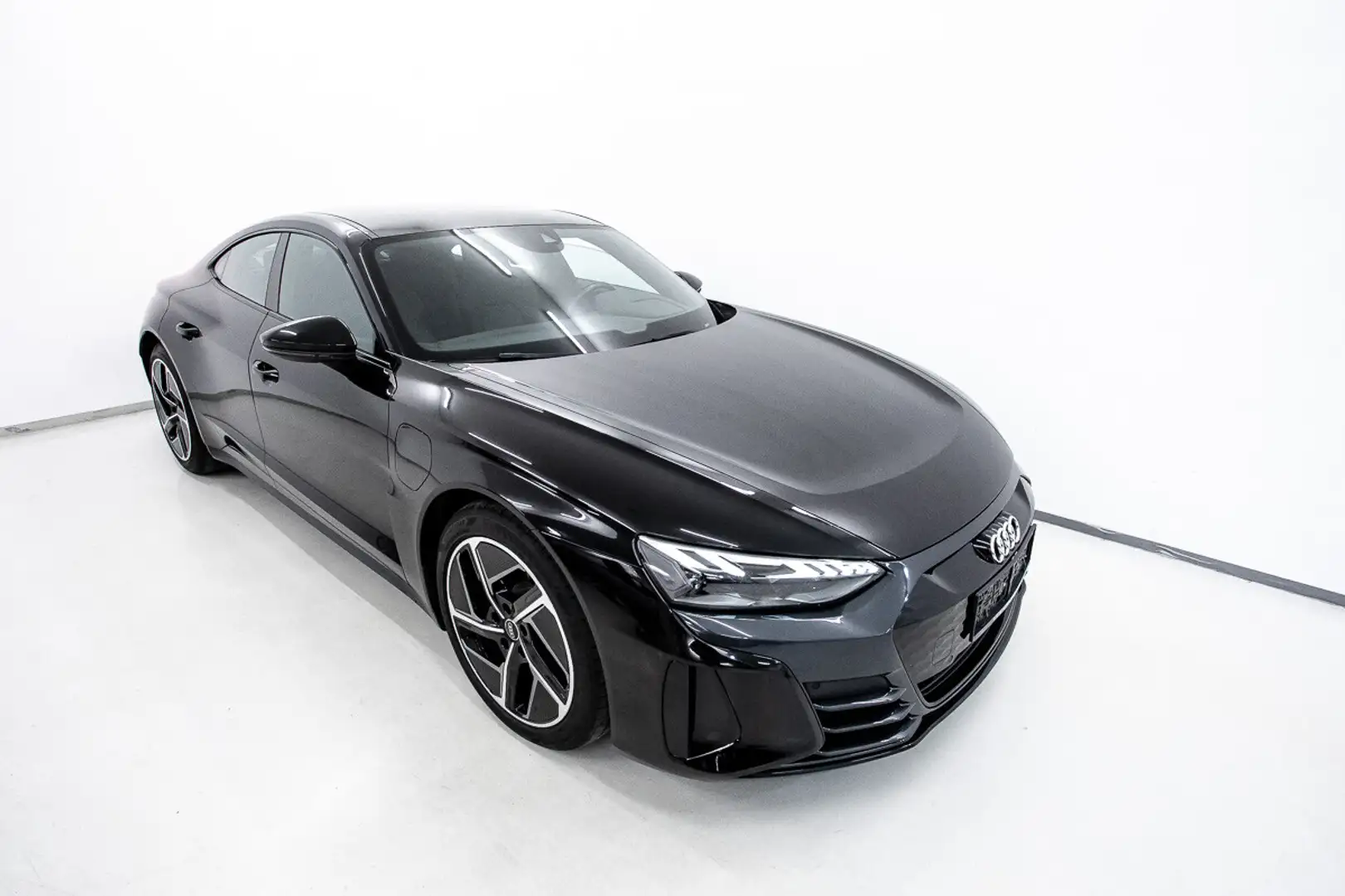 Audi e-tron GT 93,4kWh quattro | SKY | Magnetic Ride Schwarz - 2