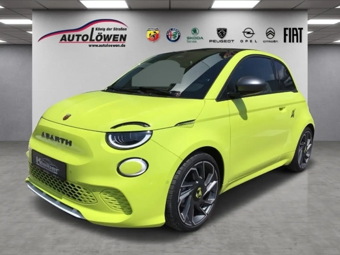 Abarth 500 Scorpionissima 42kWh Zelená - 1