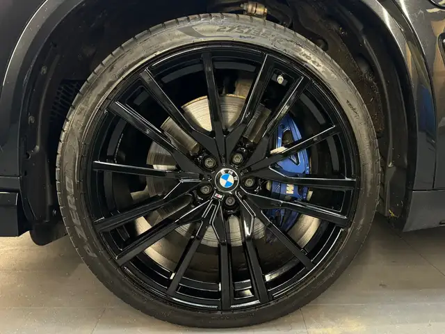 BMW X5 view 7