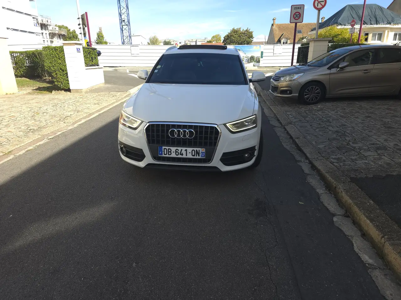 Audi Q3 2.0 TDI 140 ch S line