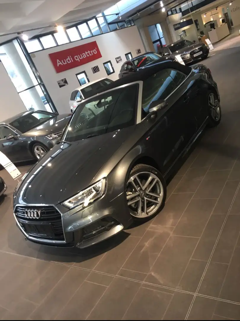 Audi A3 Cabriolet 2.0 TDI Sport quattro S line MOPF Grau - 2