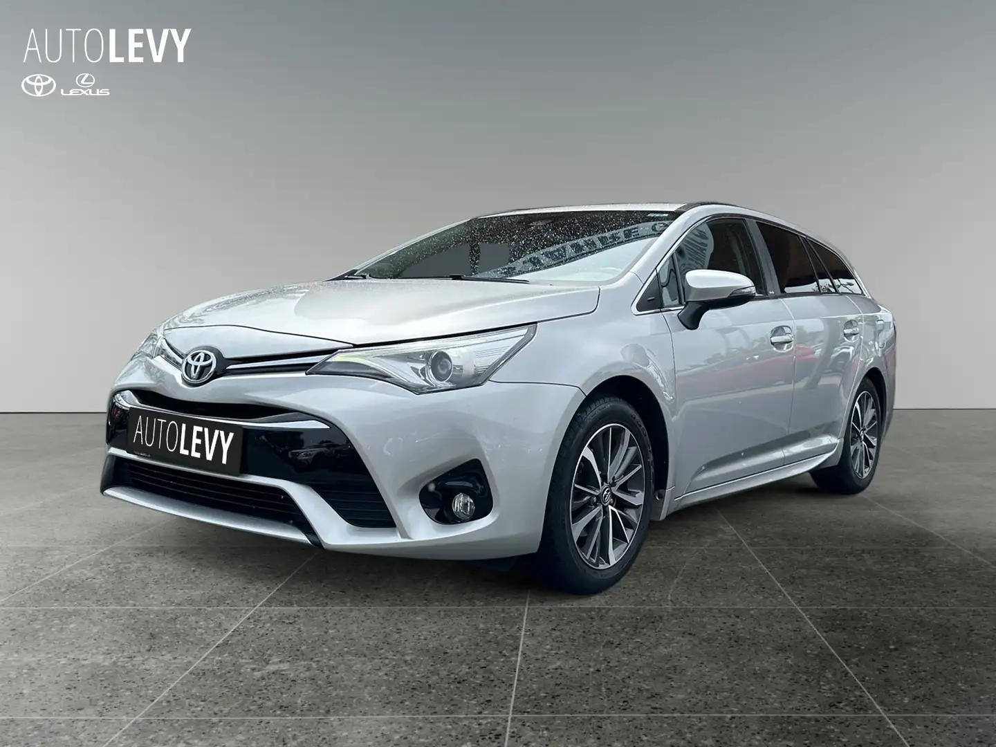 Toyota Avensis TS 1.8 Edition S Aut. *NAVI*PDC*RFK*SHZ* Srebrny - 2