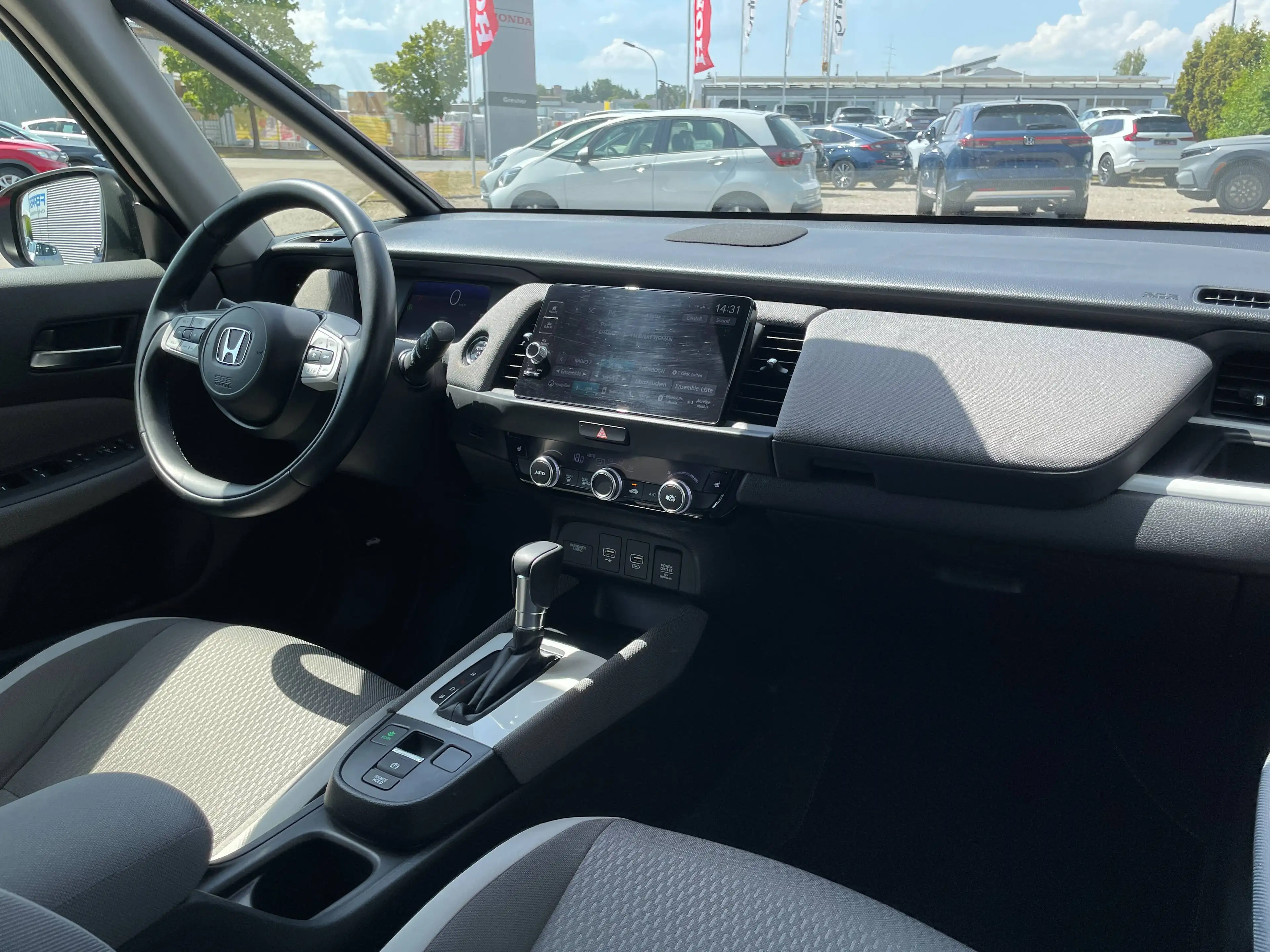 Honda Jazz Jazz Hybrid 1.5 e:HEV i-MMD Crosstar Executive — photo 12
