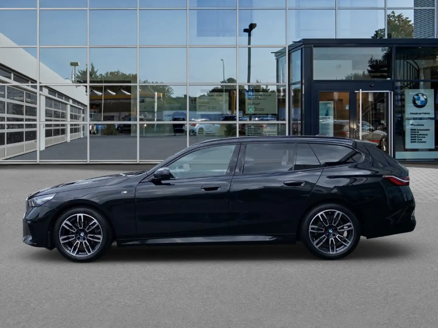 BMW 520 d Touring (G61) M Sport AHK/Standheizung/Harman/Ka Noir - 2
