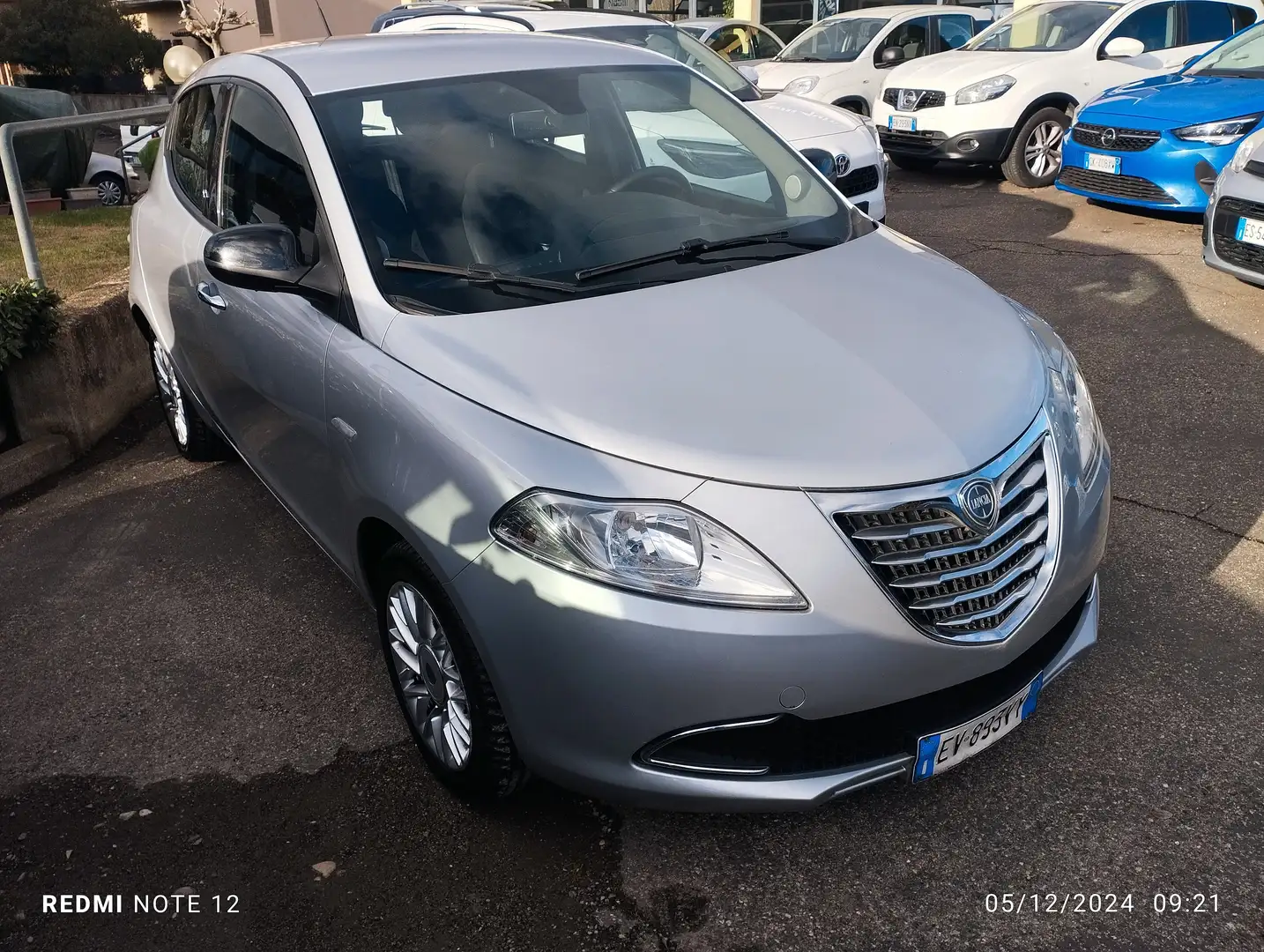 Lancia Ypsilon 1.2 Gold - 1