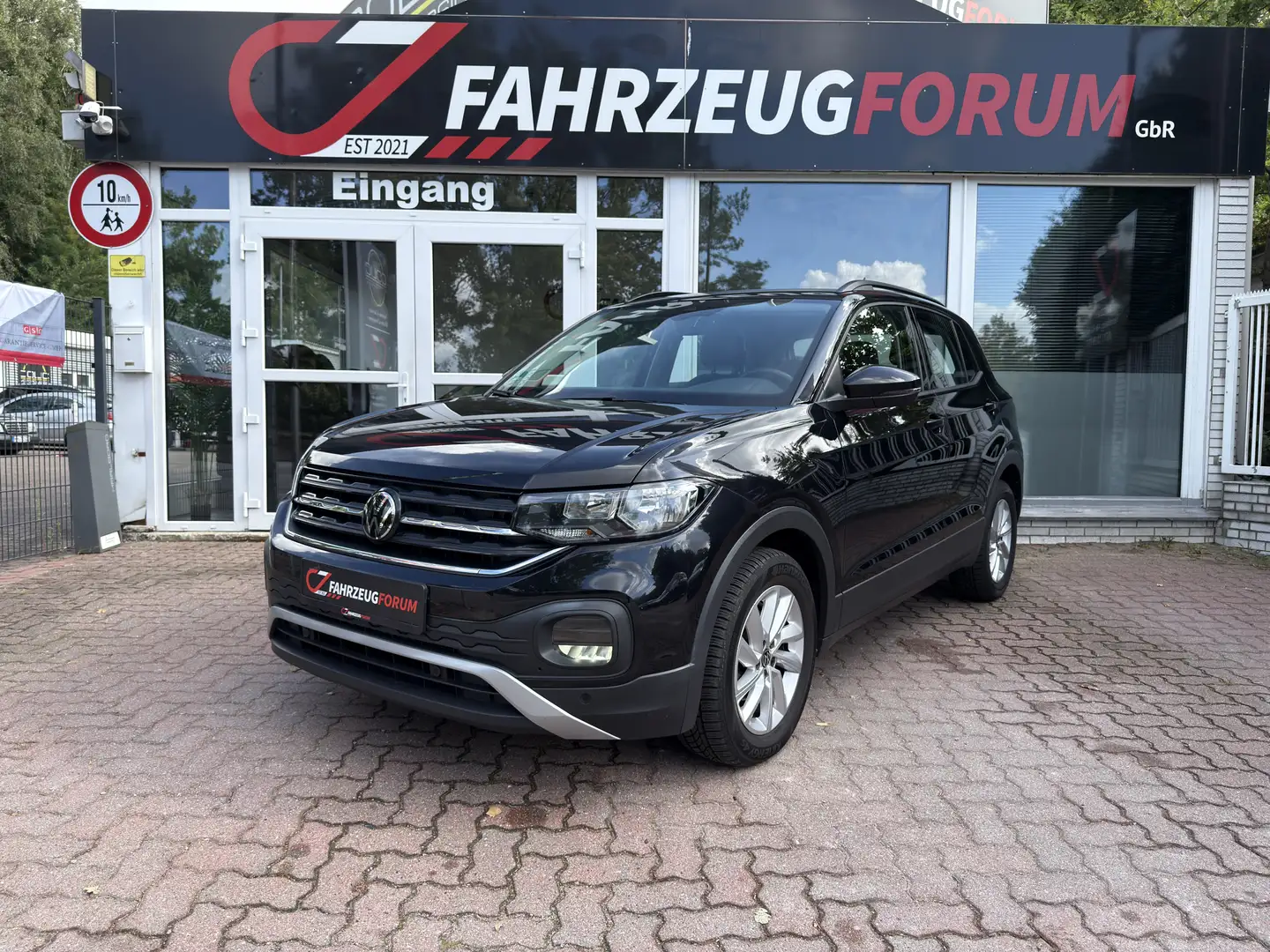 Volkswagen T-Cross Life*Digital Cockpit*ACC*App Connect Zwart - 1