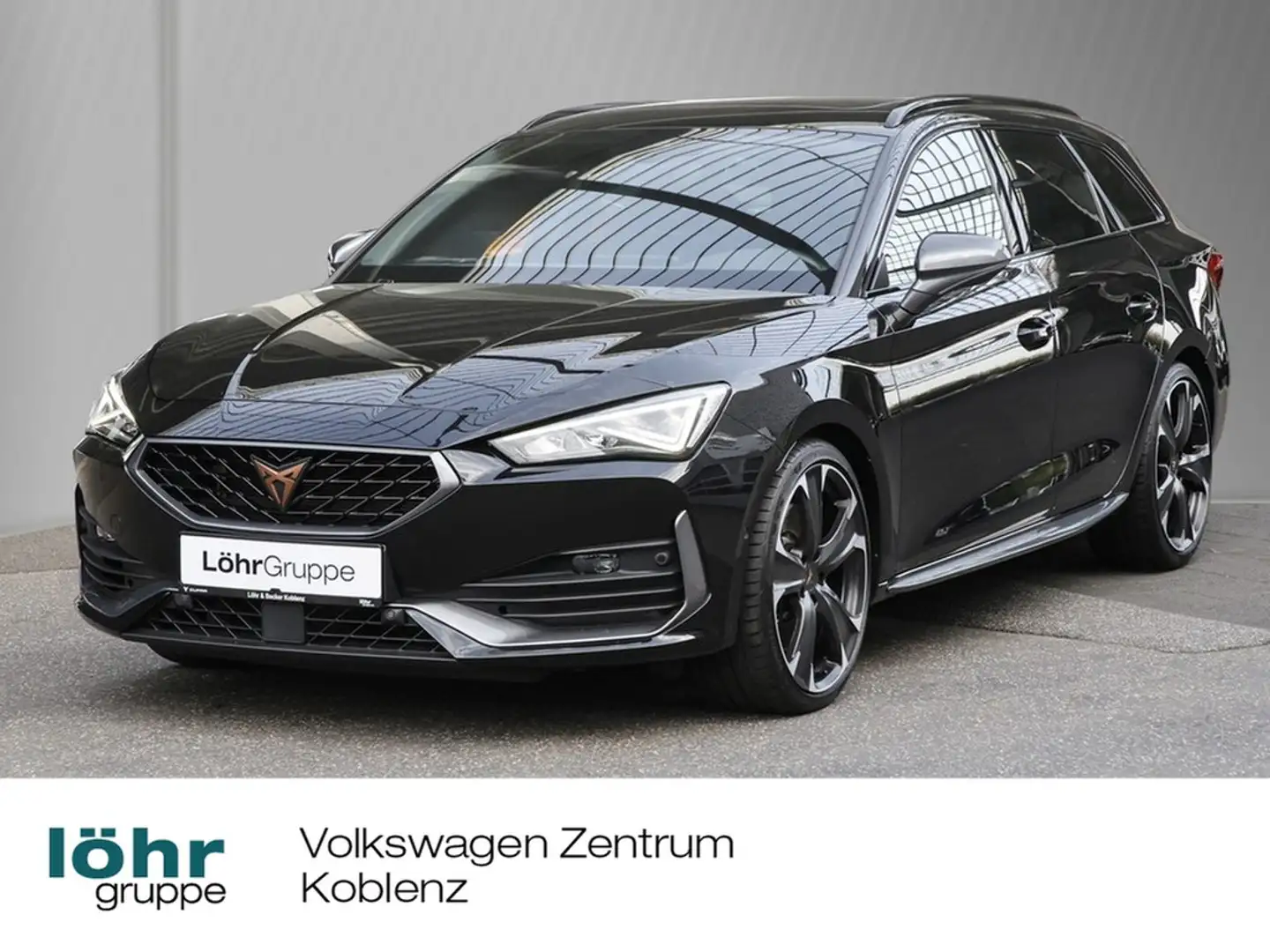 CUPRA Leon ST 2.0 TSI DSG VZ 4Drive AHK/Navi/Pano/RFK Schwarz - 1
