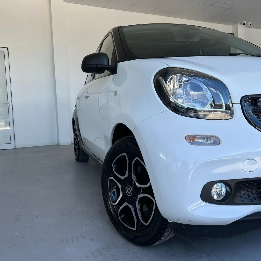 smart forFour Forfour 0.9 t Passion 90cv twinamic my18 White - 2