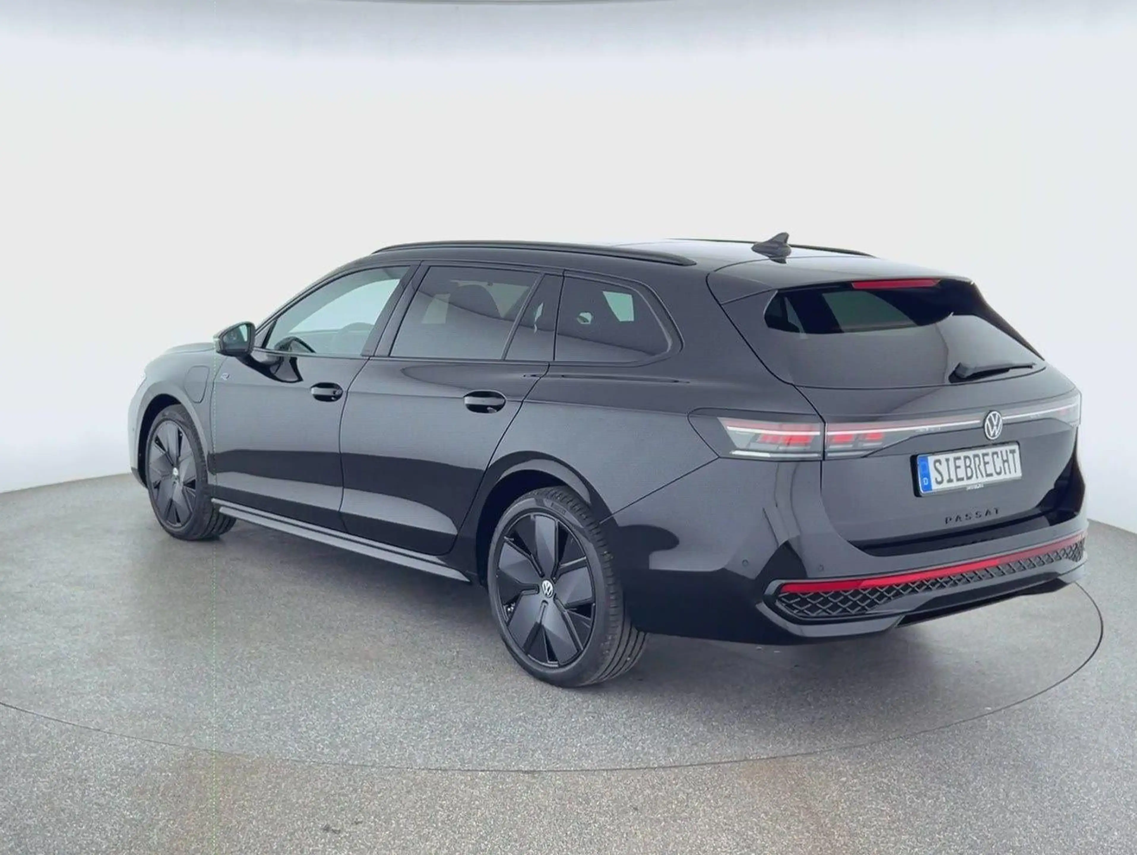 Volkswagen Passat Variant Passat R-Line eHybrid 1.5 TSI*NAVI*SHZ*360°K*uvm — photo 5