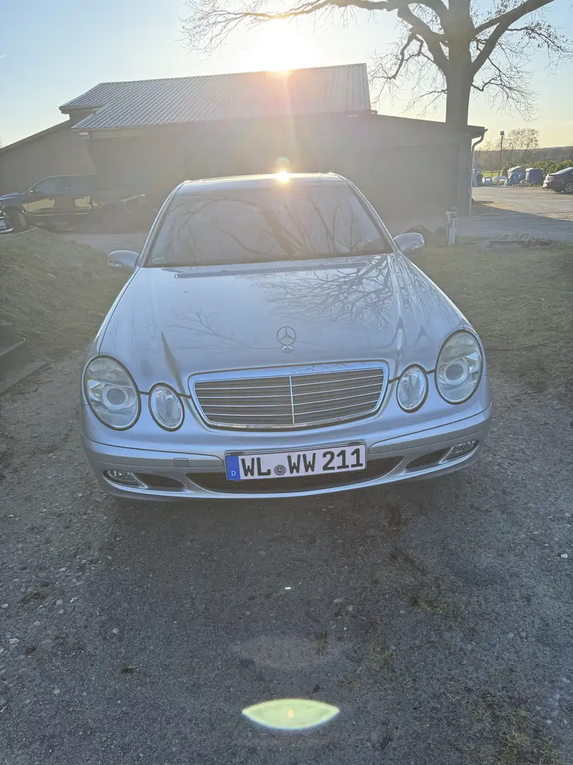 Mercedes-Benz E 240 4Matic Classic - 2
