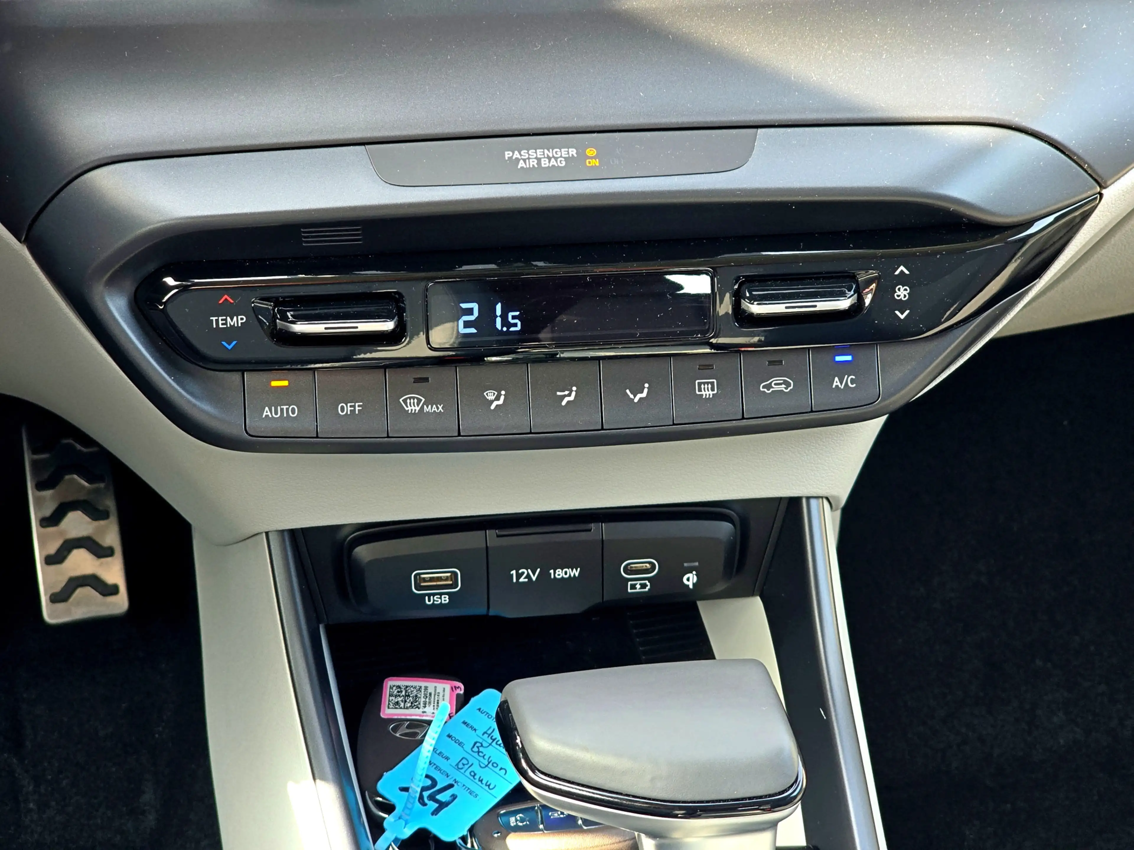 Hyundai BAYON 1.0 T-GDI Premium - 100 Pk - AUTOMAAT - Stoel + St — photo 18