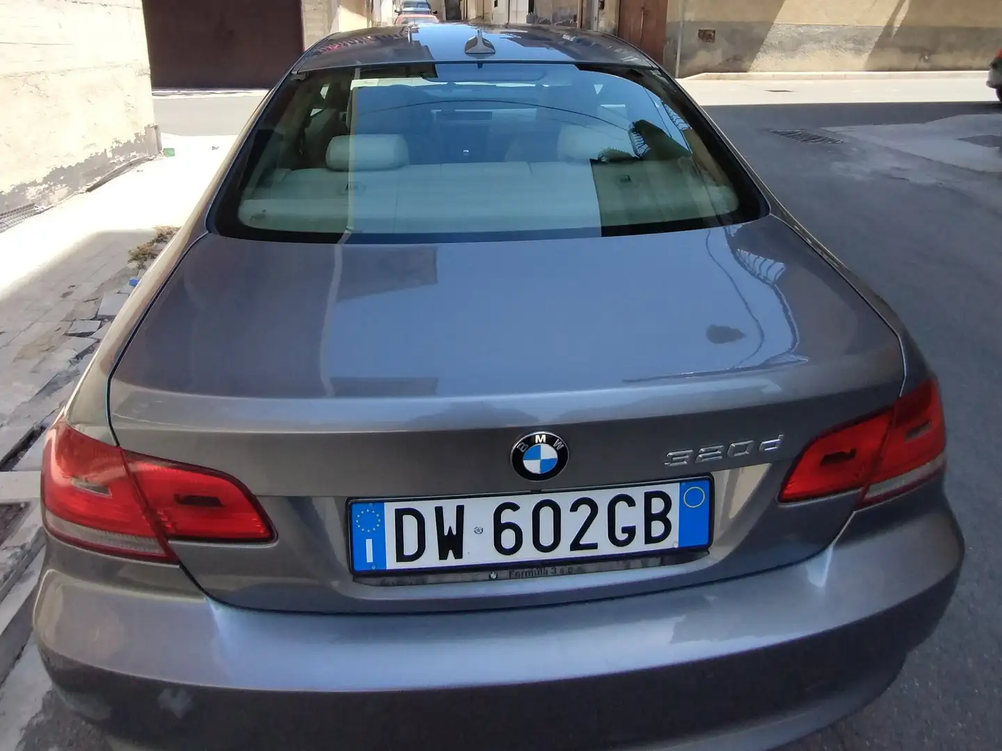 BMW 320 Serie 3 e92 coupé xdrive Gri - 1