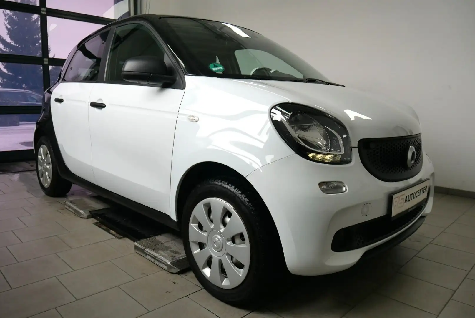smart forFour Autom. Klimaautom. Tempomat Noir - 1