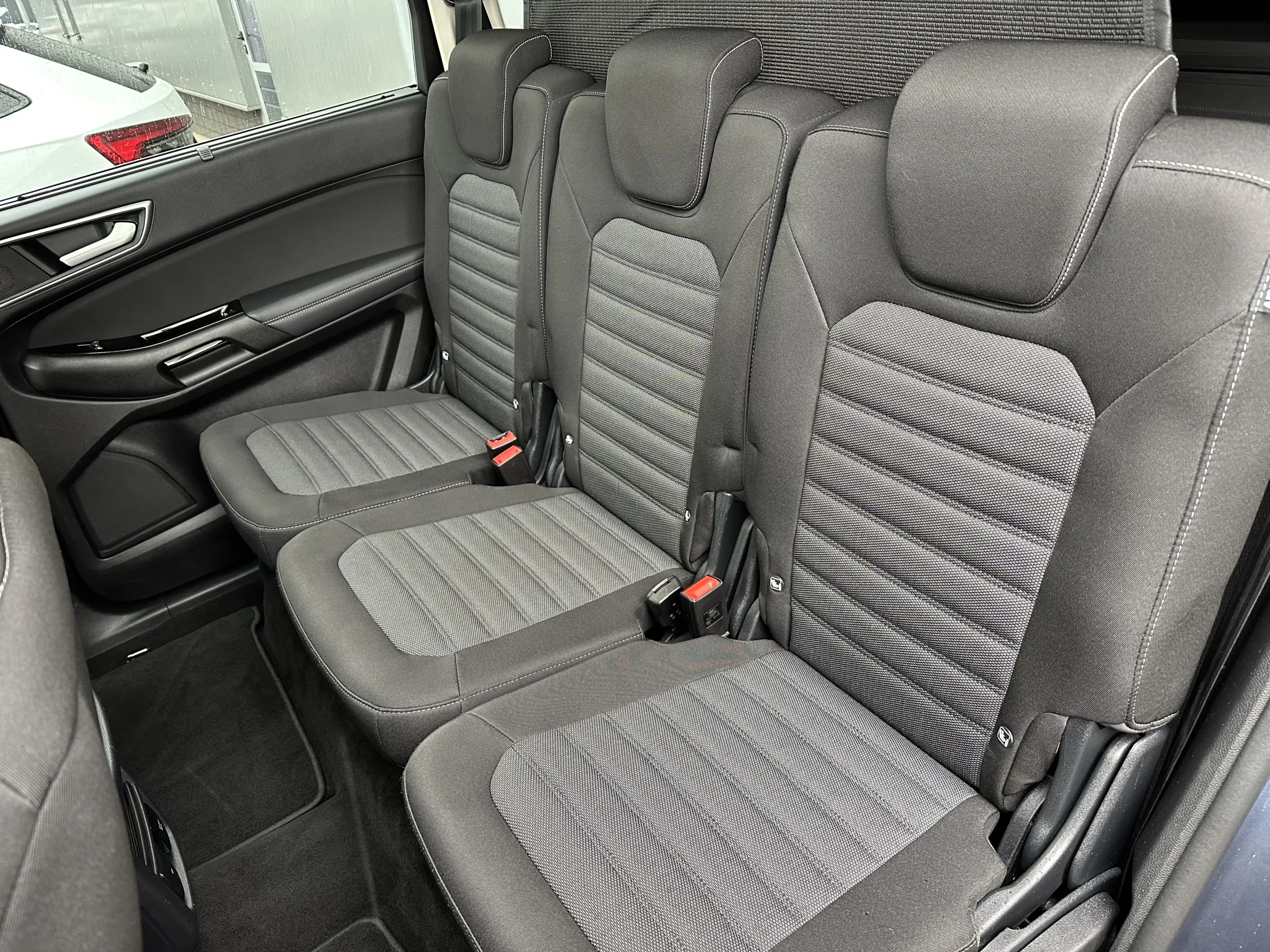 Ford Galaxy 2.0 EB Aut. Titanium NAV+LED+PANORAMA+AHK — photo 11