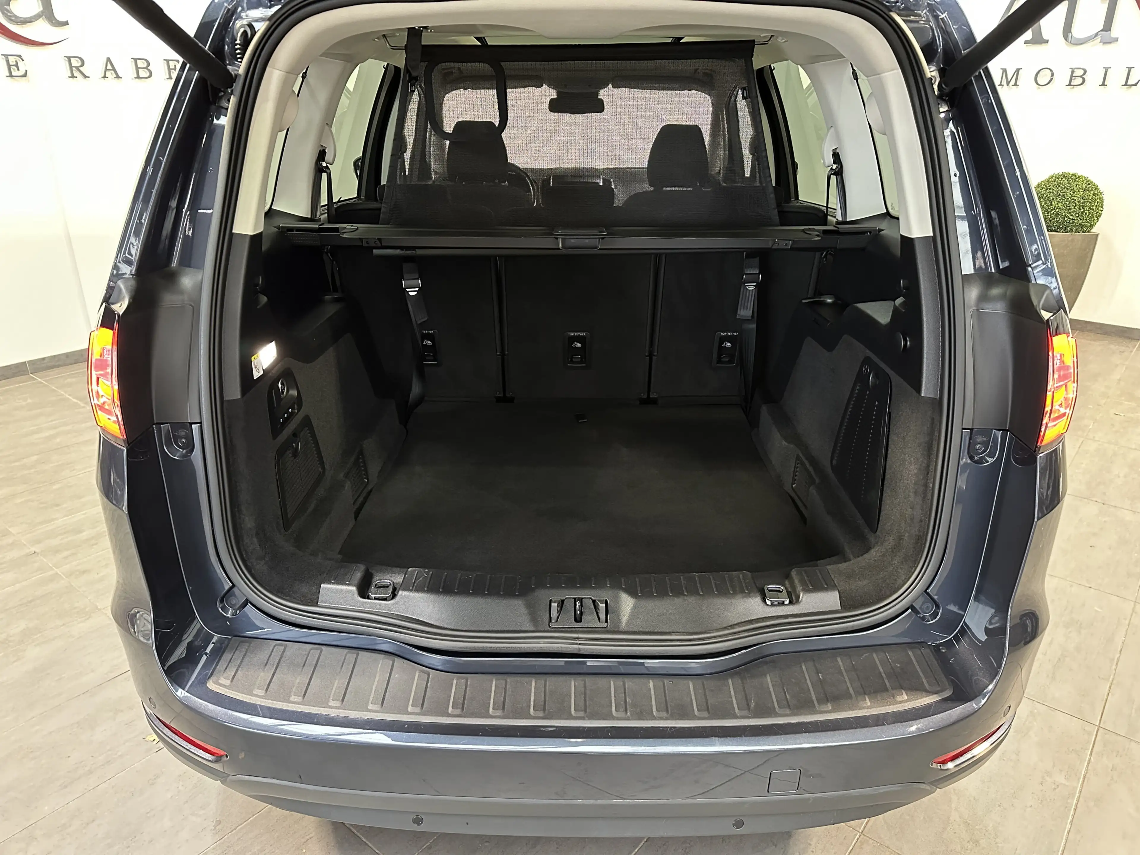Ford Galaxy 2.0 EB Aut. Titanium NAV+LED+PANORAMA+AHK — photo 6