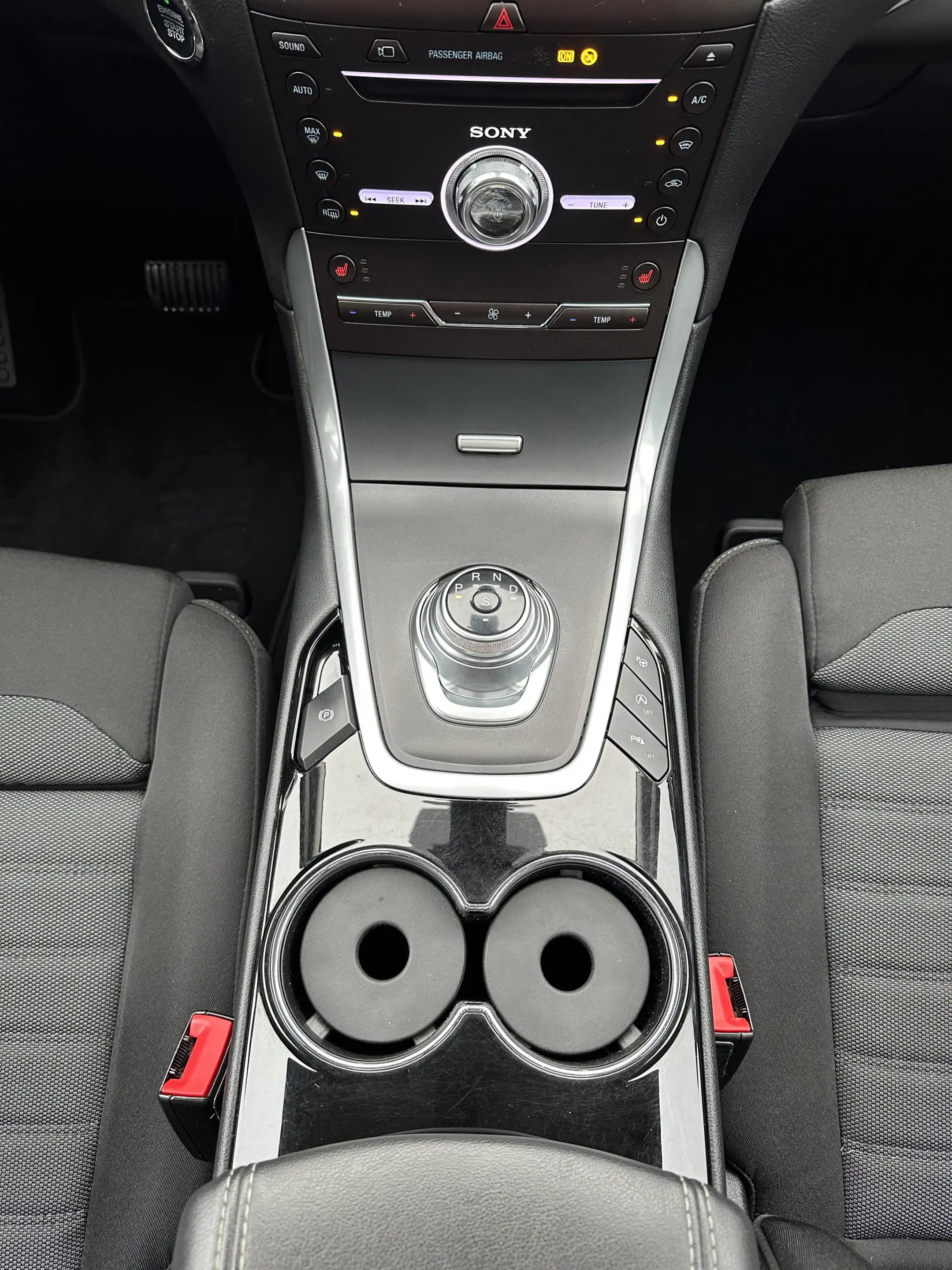 Ford Galaxy 2.0 EB Aut. Titanium NAV+LED+PANORAMA+AHK — photo 14