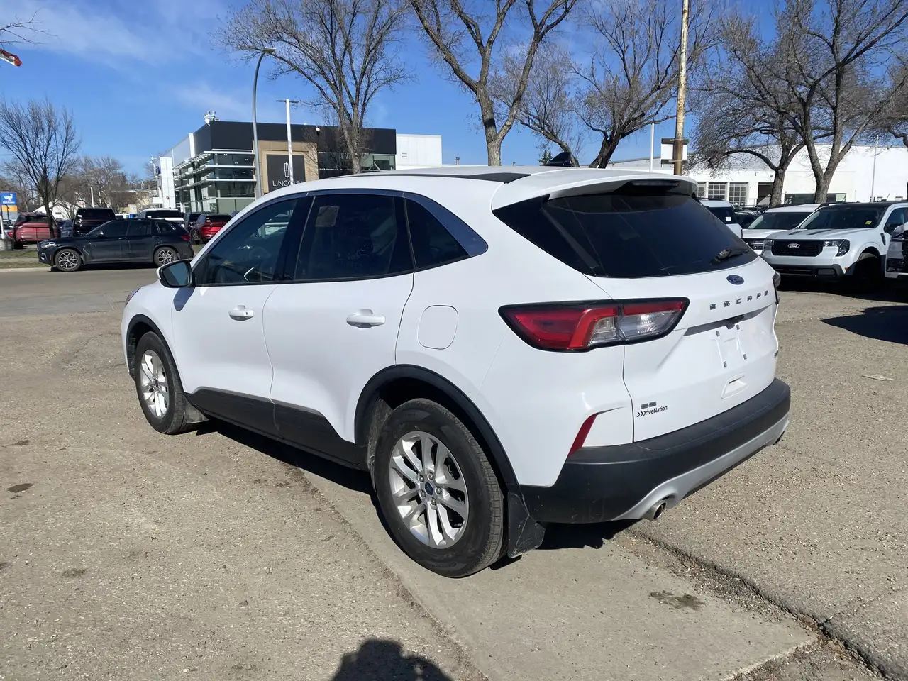 Ford Escape снимка Ford Escape