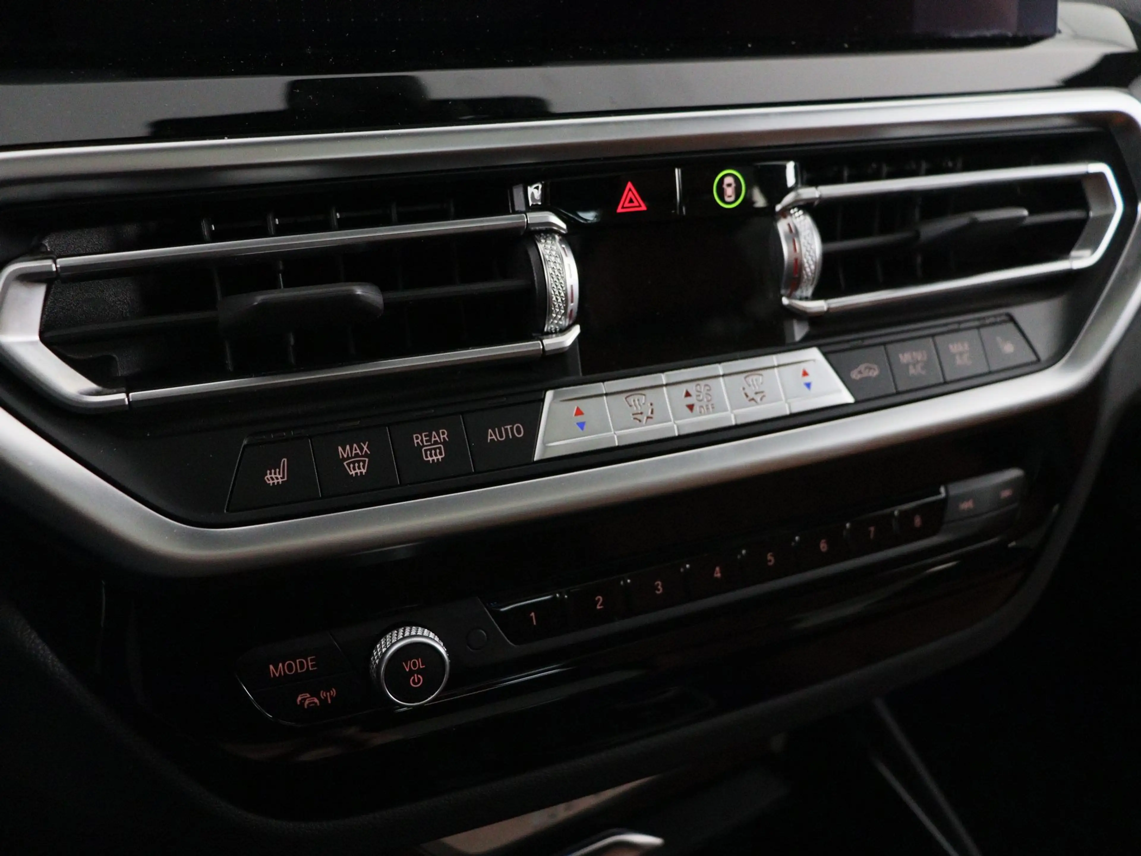 BMW iX3 Executive 80 kWh SoH 96% — photo 12