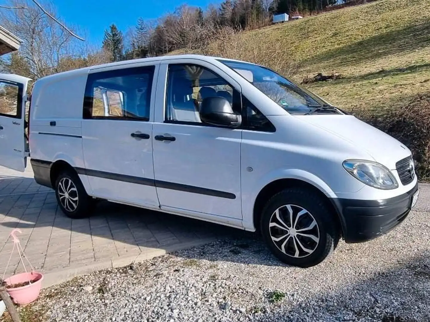 Mercedes-Benz Vito 111 CDI Extralang Aut. 5 Sitzer Weiß - 1