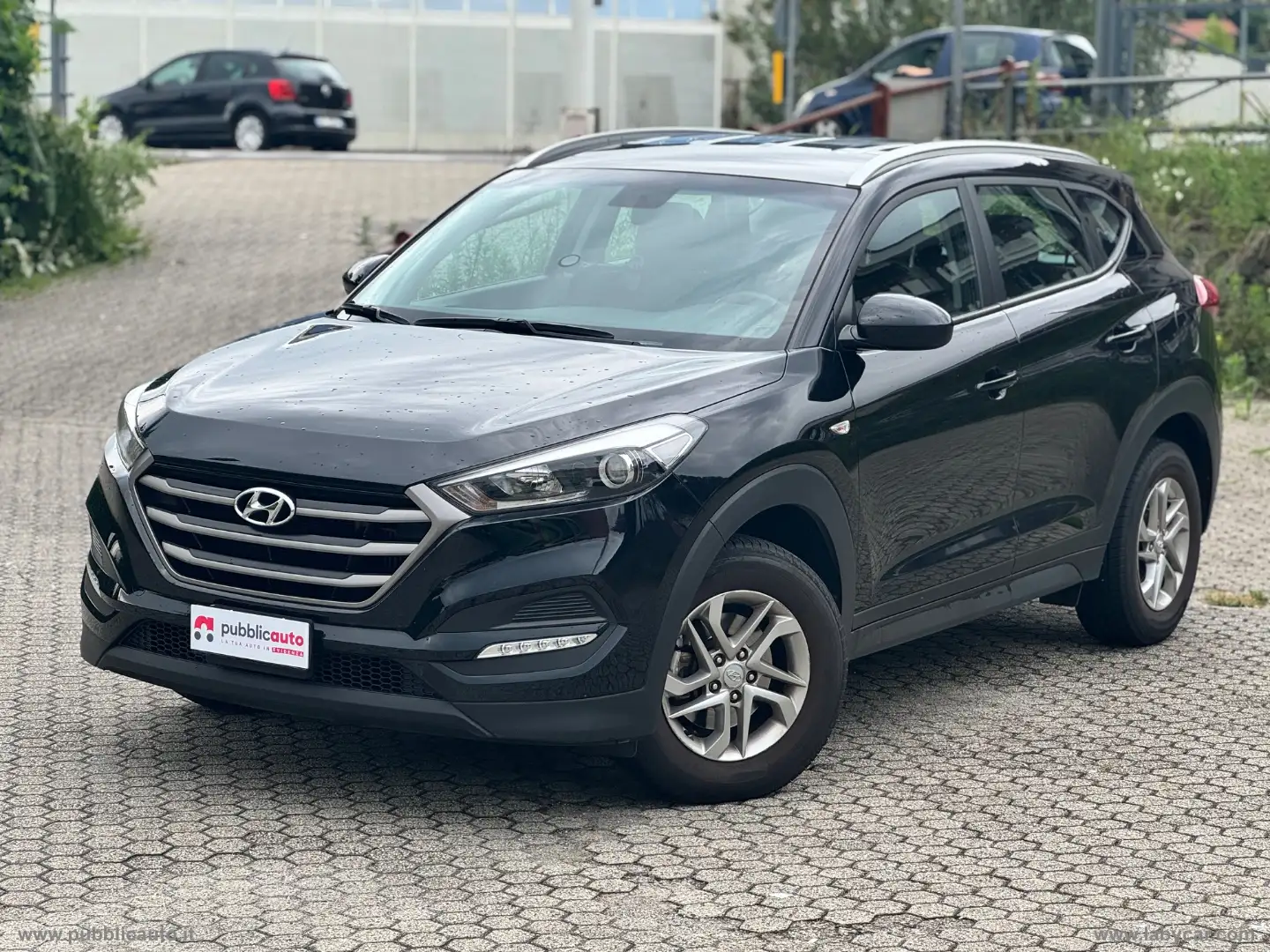 Hyundai TUCSON 1.7 CRDi Classic Black - 1