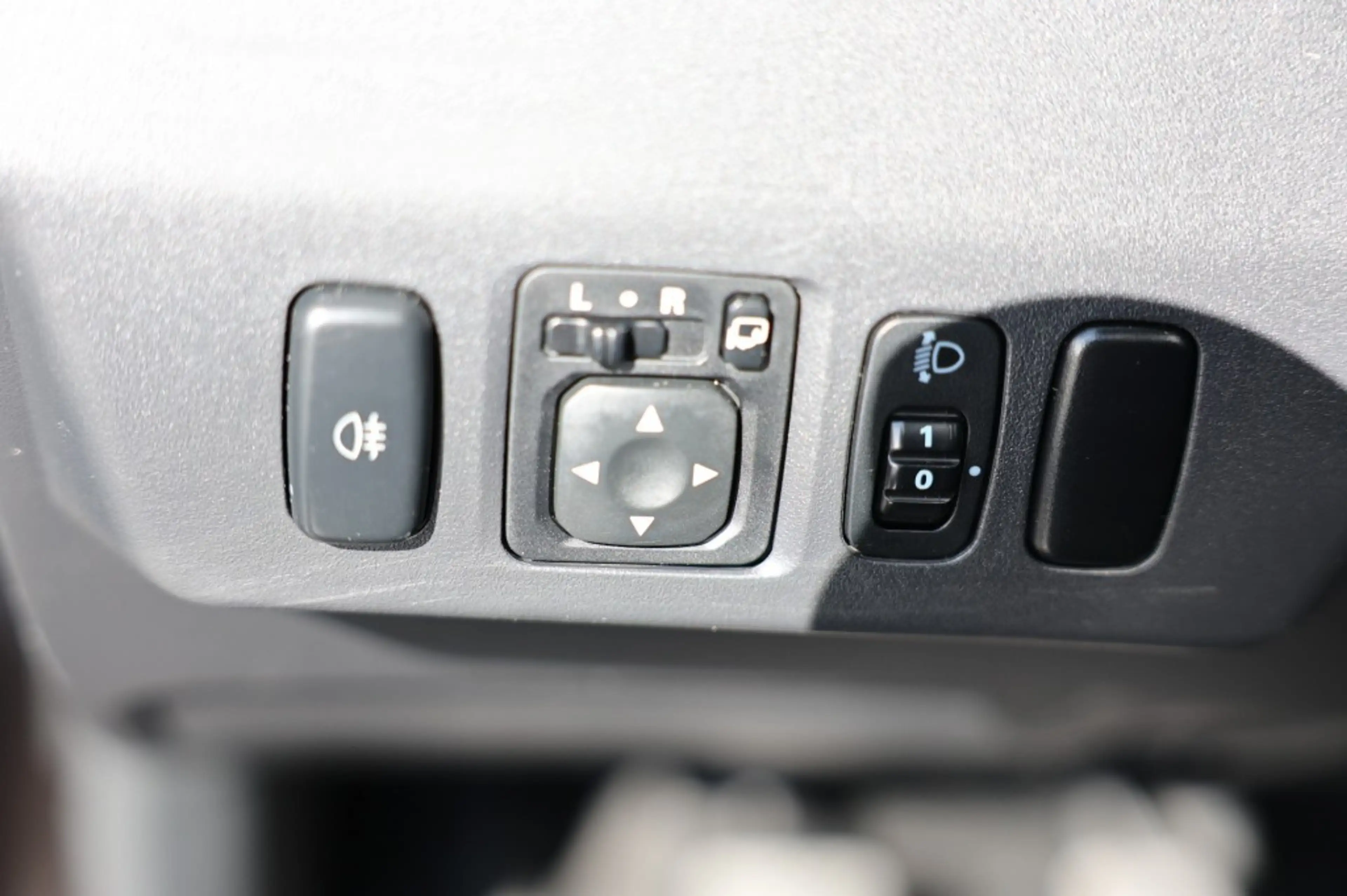Mitsubishi Pajero 3.2 DI-D INSTYLE VAN MARGE — photo 15