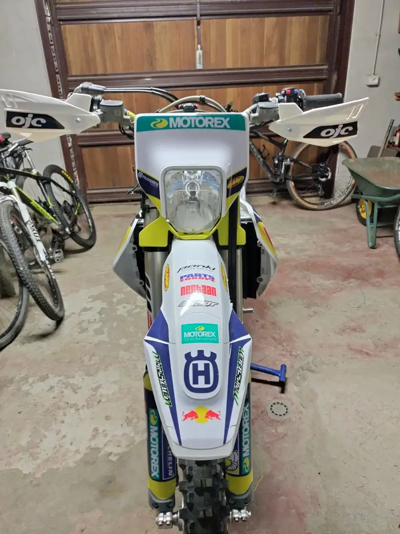 Husqvarna FE 250 Enduro Weiß - 2