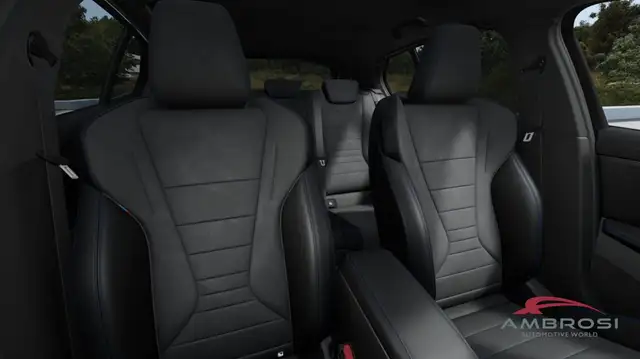 BMW 1 Series view 12