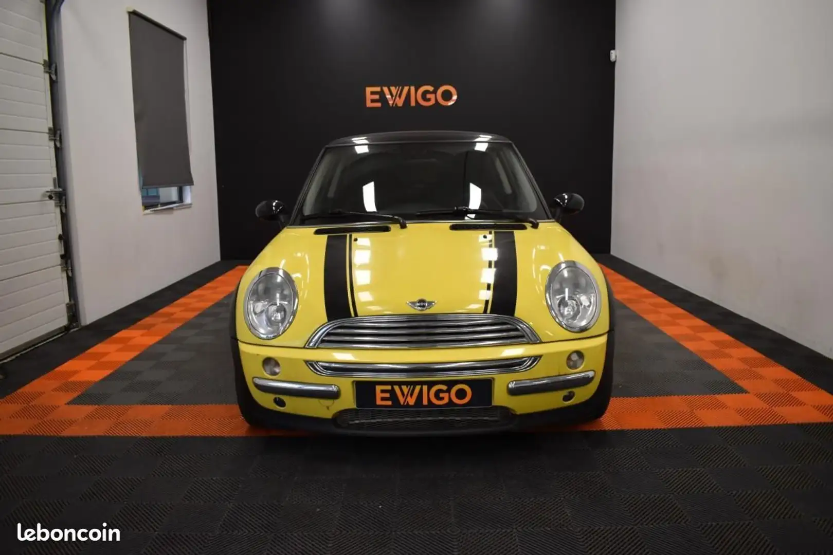 MINI Cooper 1.6 115 CH SUIVI GARANTIE 6 à 36 MOIS Jaune - 2