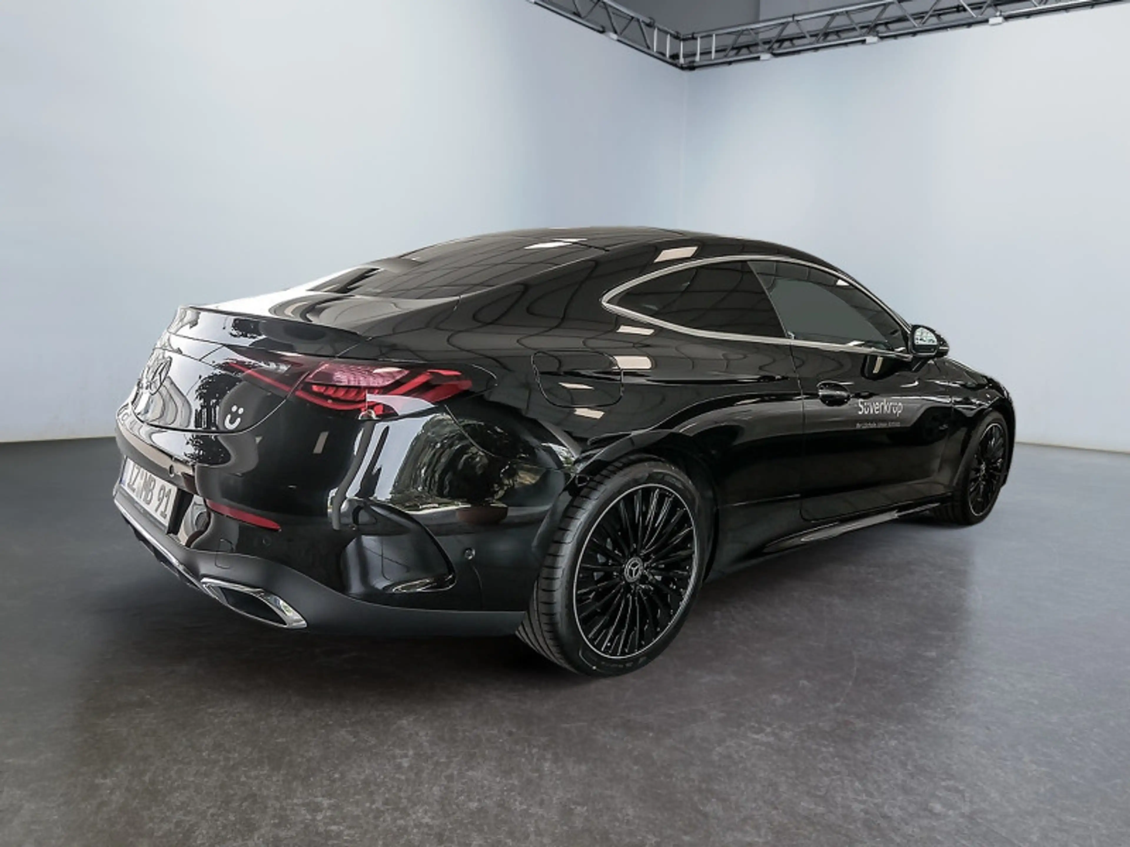 Mercedes-Benz CLE 220 d Coupé BURM AMG SPUR PANO 360 PDC SHZ — photo 3