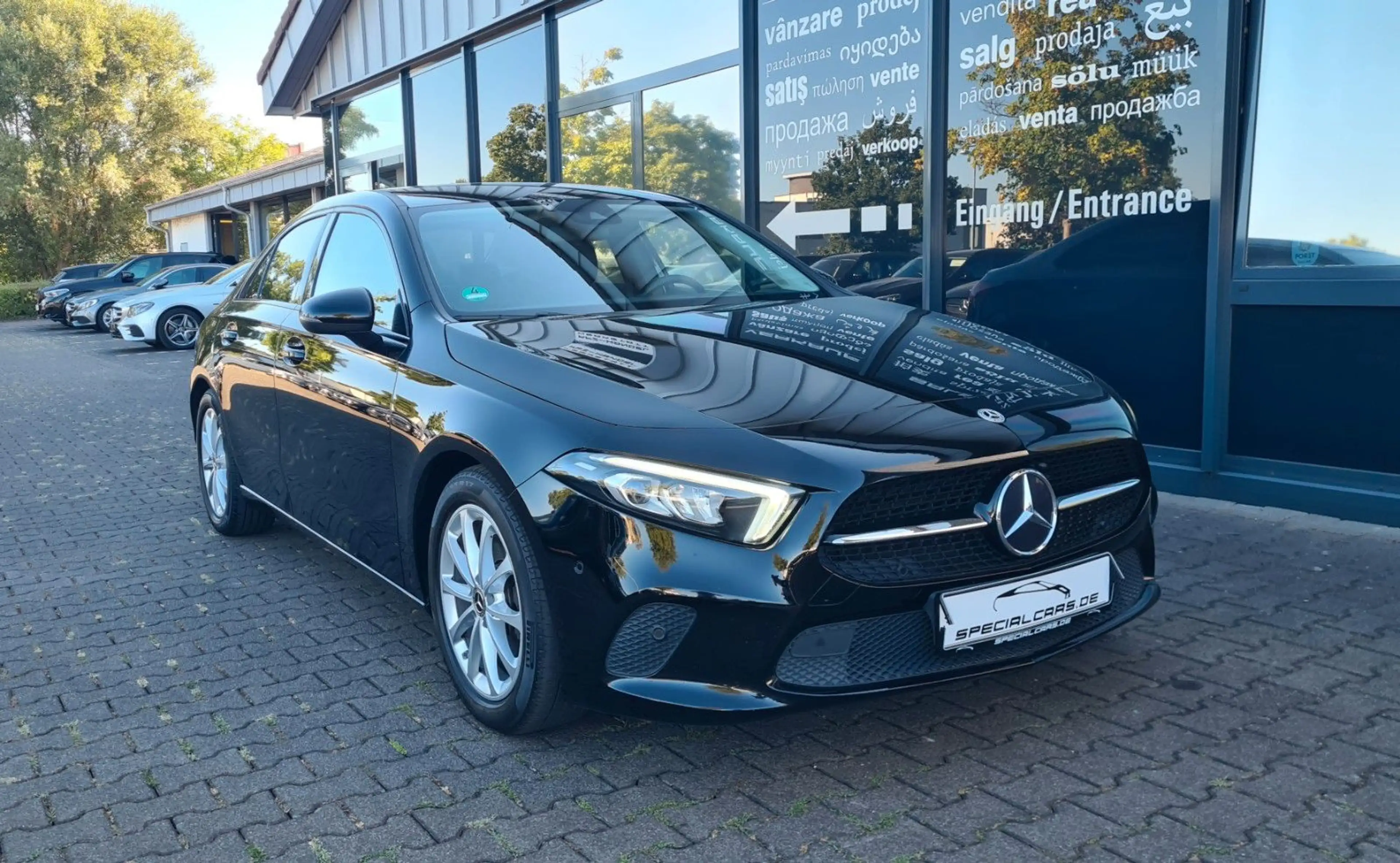Mercedes-Benz A 200 Limo 4Matic 8G DCT - NAVI - LED - NIGHT