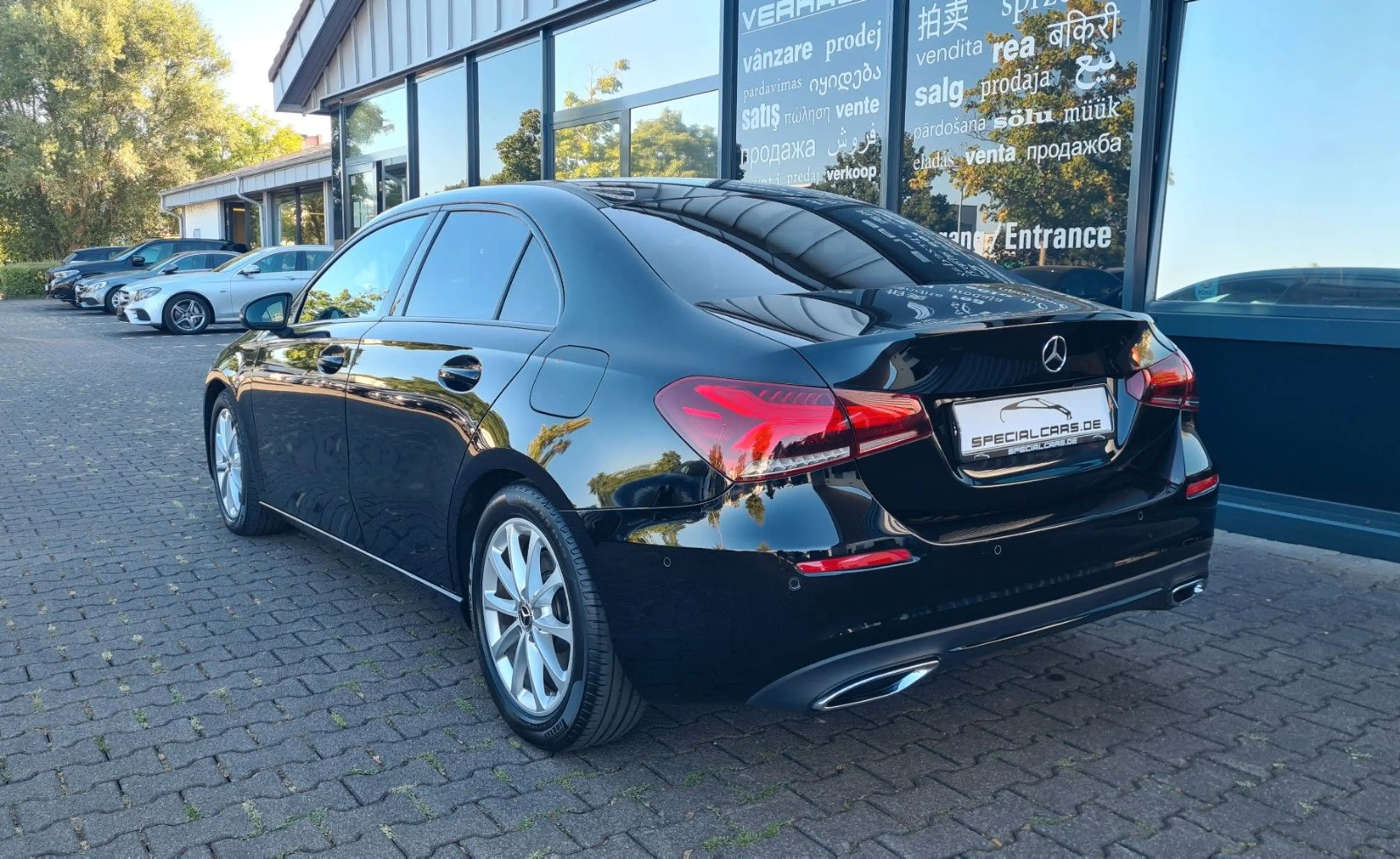 Mercedes-Benz A 200 Limo 4Matic 8G DCT - NAVI - LED - NIGHT — photo 5