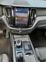 Volvo XC60 B5 AWD Plus Black Edition Geartronic Schwarz - thumbnail 16