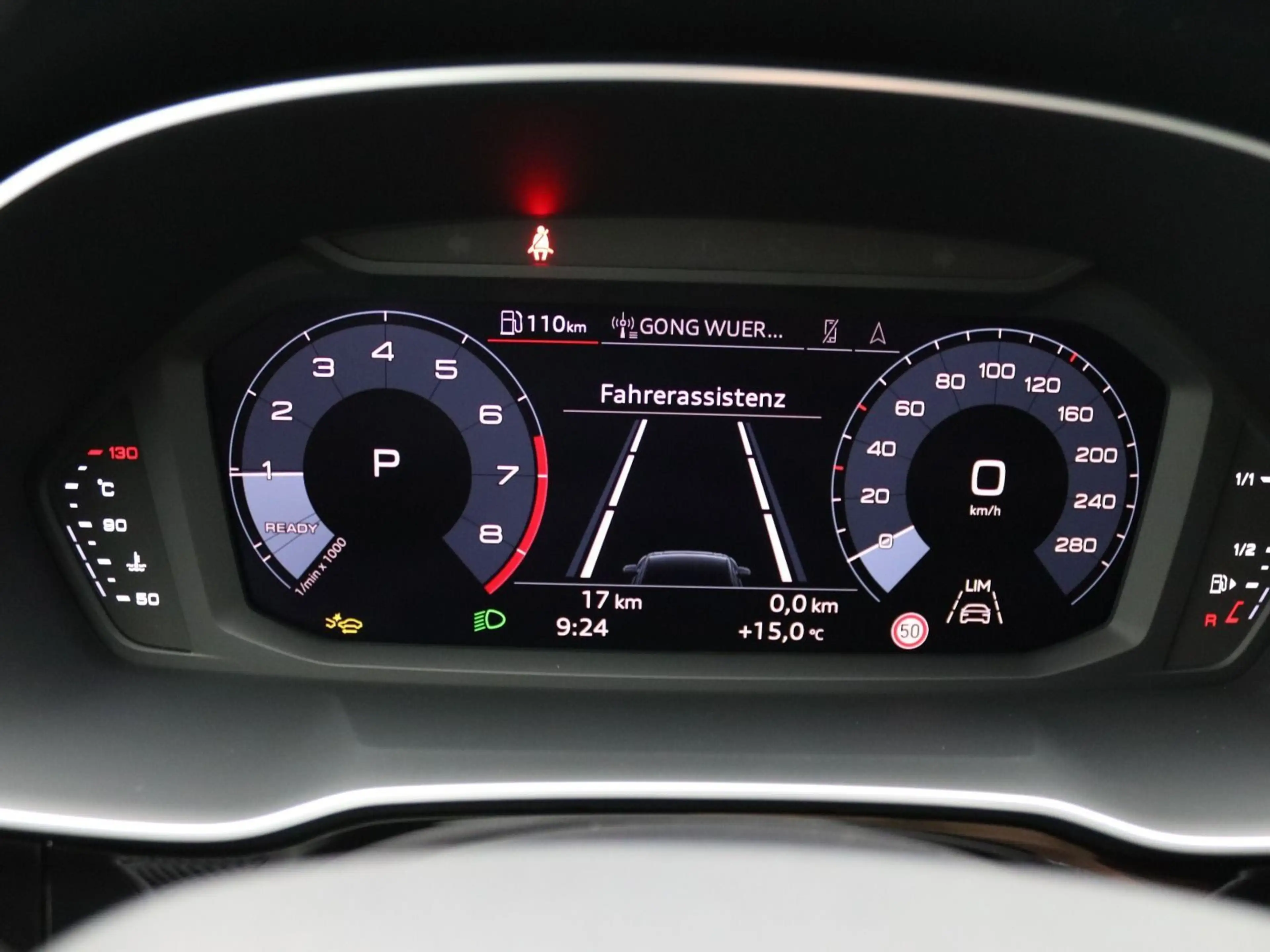 Audi Q3 S-Line 35 TFSI S-tronic / LED, Pano, AHK, RFK — photo 15