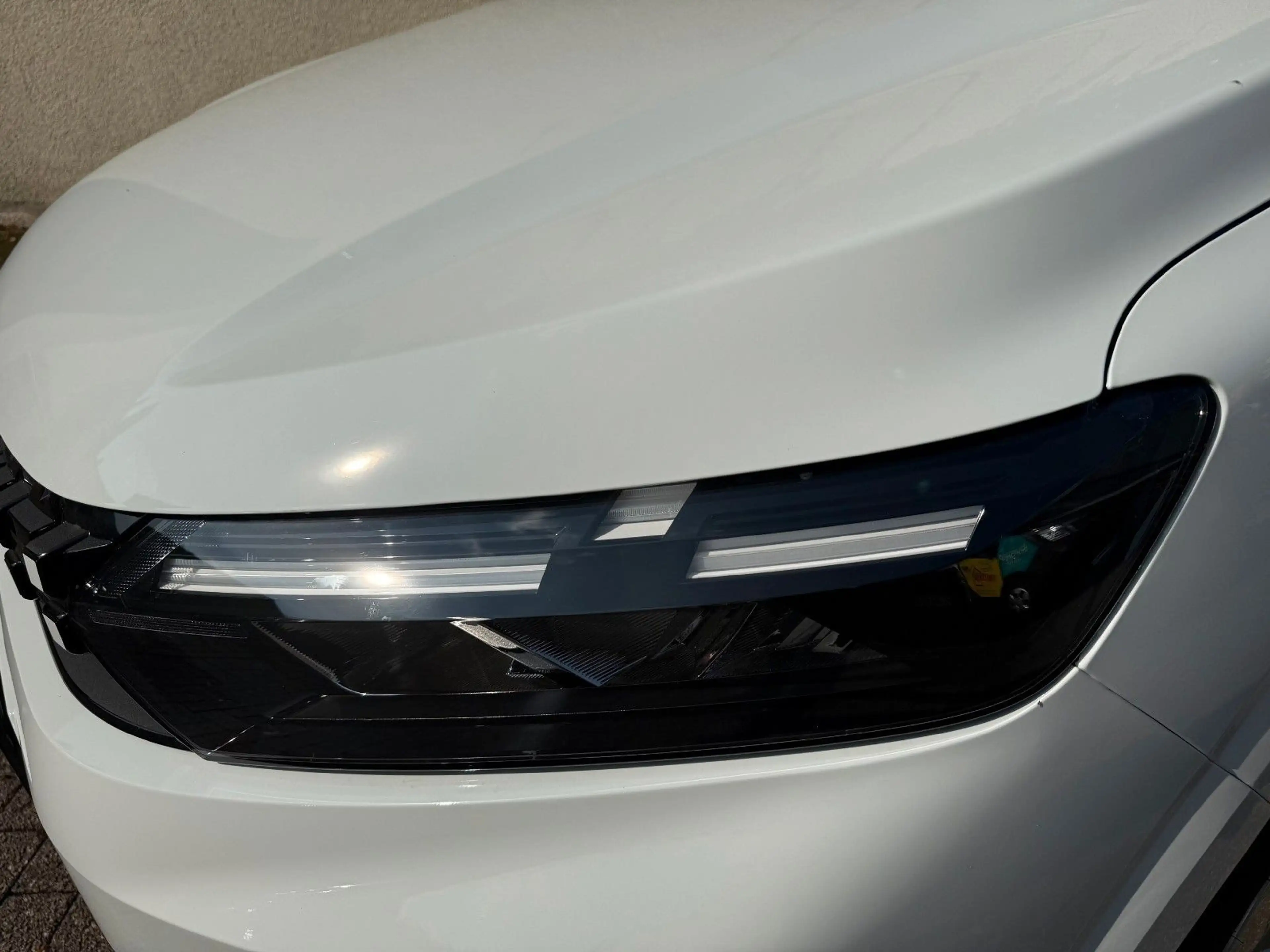 Dacia Sandero TCe 100 Essential — photo 13