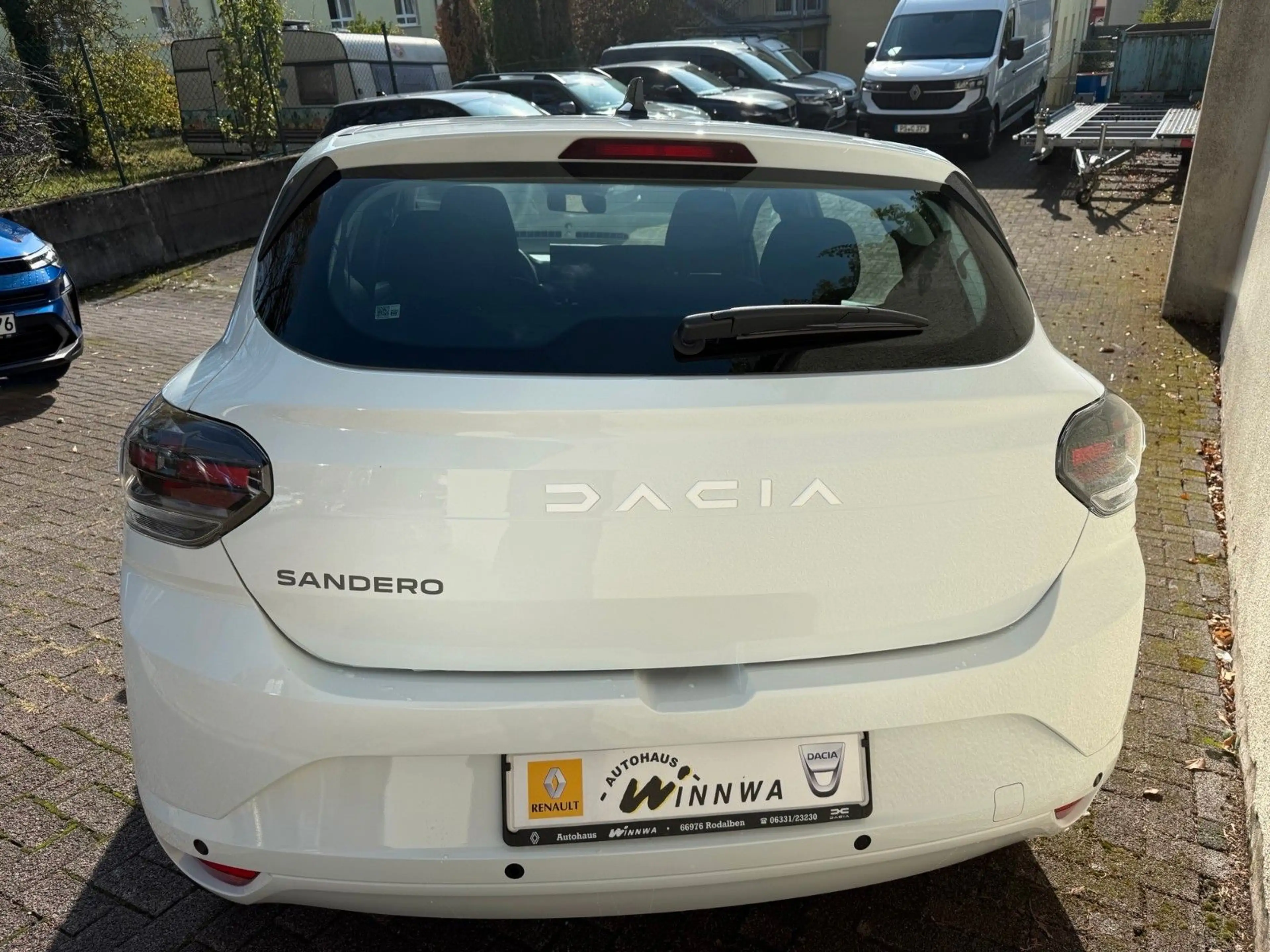 Dacia Sandero TCe 100 Essential — photo 5