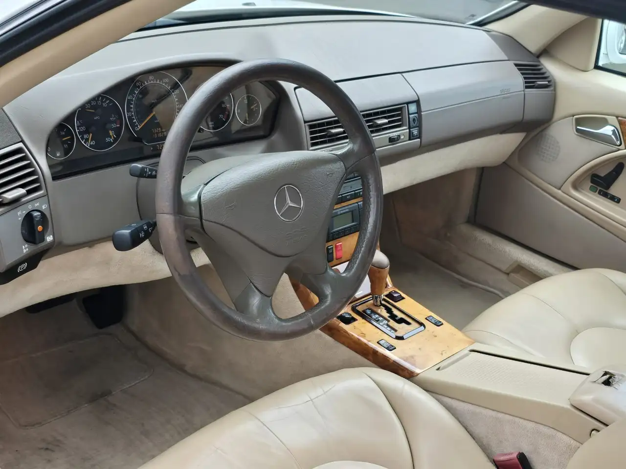 Mercedes-Benz SL 500 Letztes Produktionsjahr, AMG-Paket, Erstlack, foto 10
