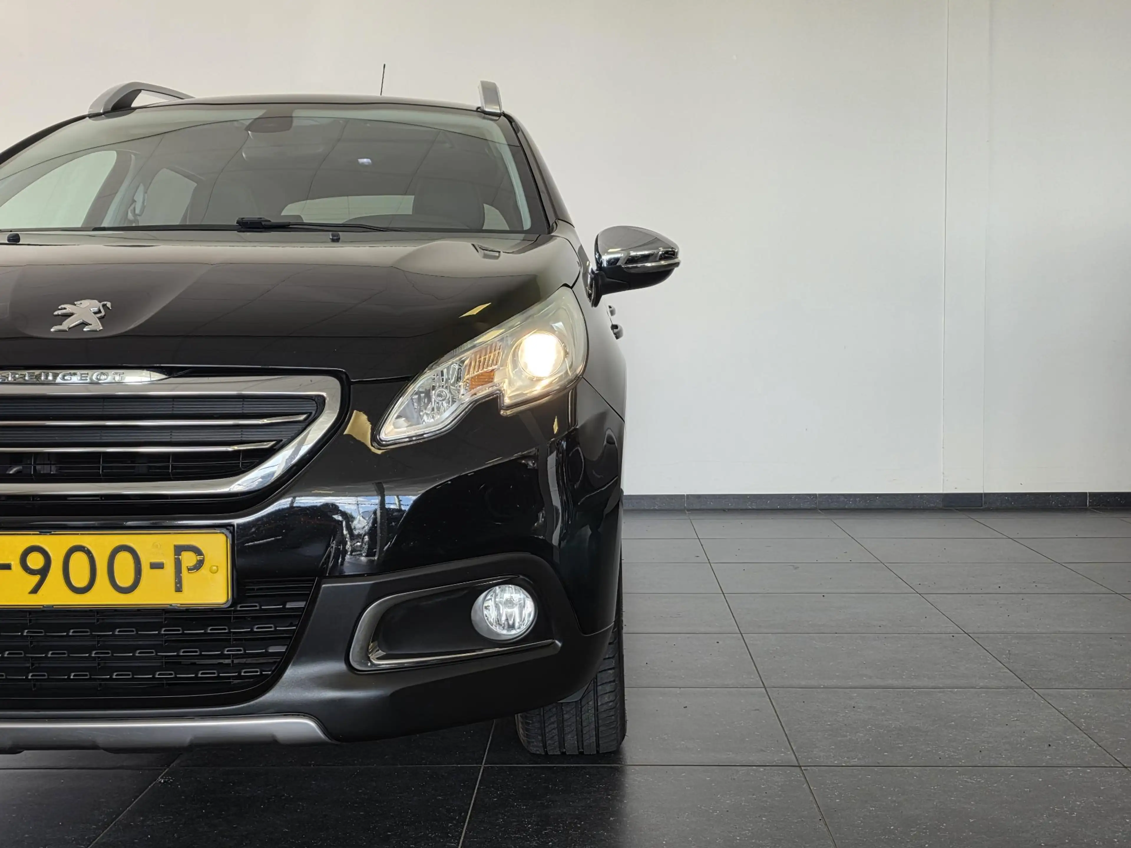 Peugeot 2008 1.2 PureTech Allure | 100% Onderhouden | Pano | Ai — photo 3