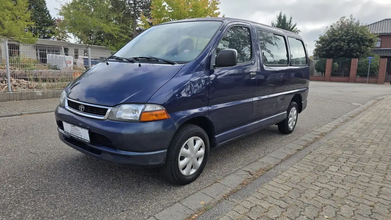 Toyota Hiace