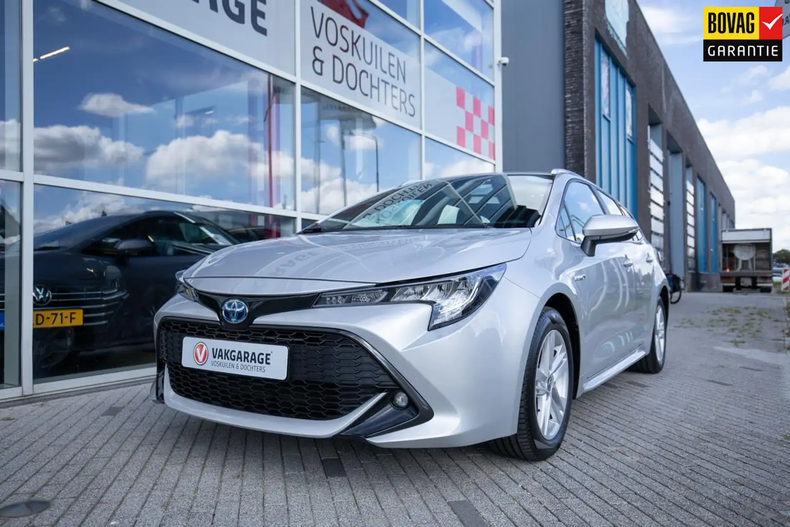 Toyota Corolla Touring Sports 1.8 Hybrid Business | Navi | Carpla Gris - 1