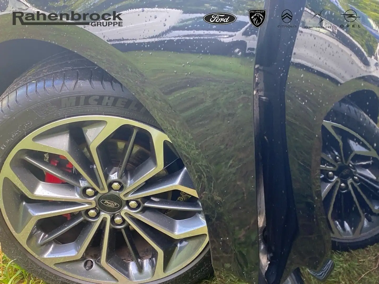 Ford Focus Turnier ST-Line X MHEV - AUTOMATIK Schwarz - 2