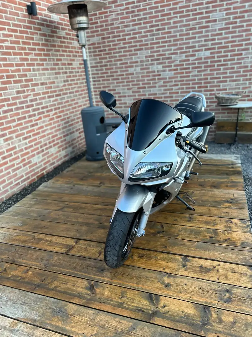 Suzuki SV 1000 S Plateado - 1
