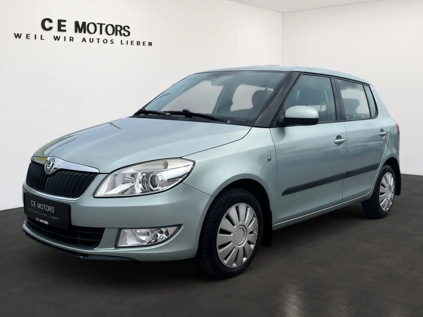 Skoda Fabia Elegance 1,2 | Schiebedach | Serviceheft voll Grau - 1